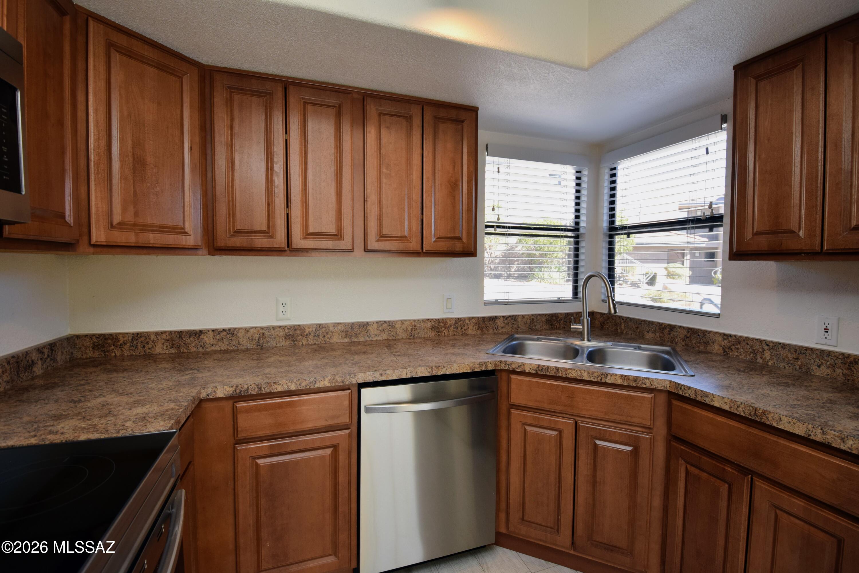 Greens at Ventana Canyon - Residential Lease