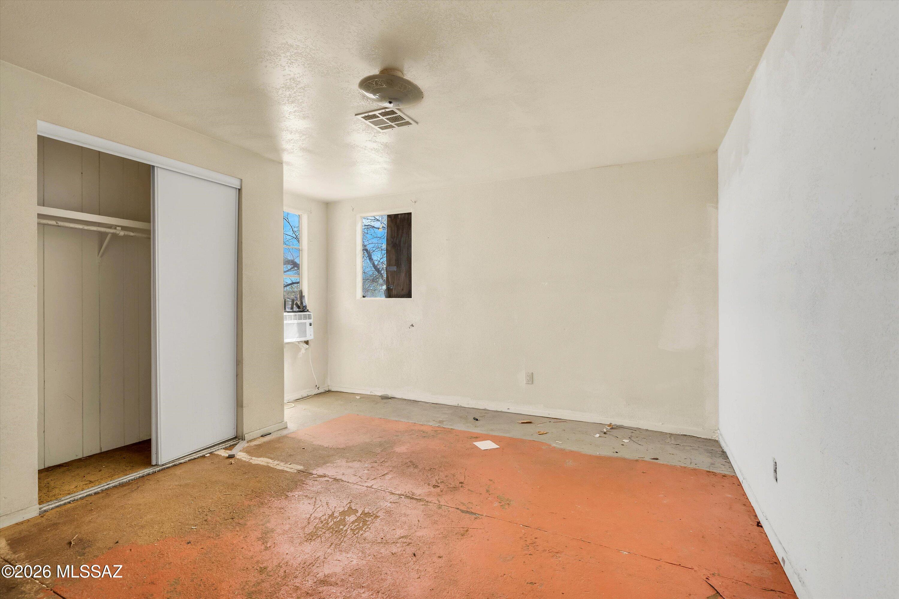 Unsubdivided - Residential