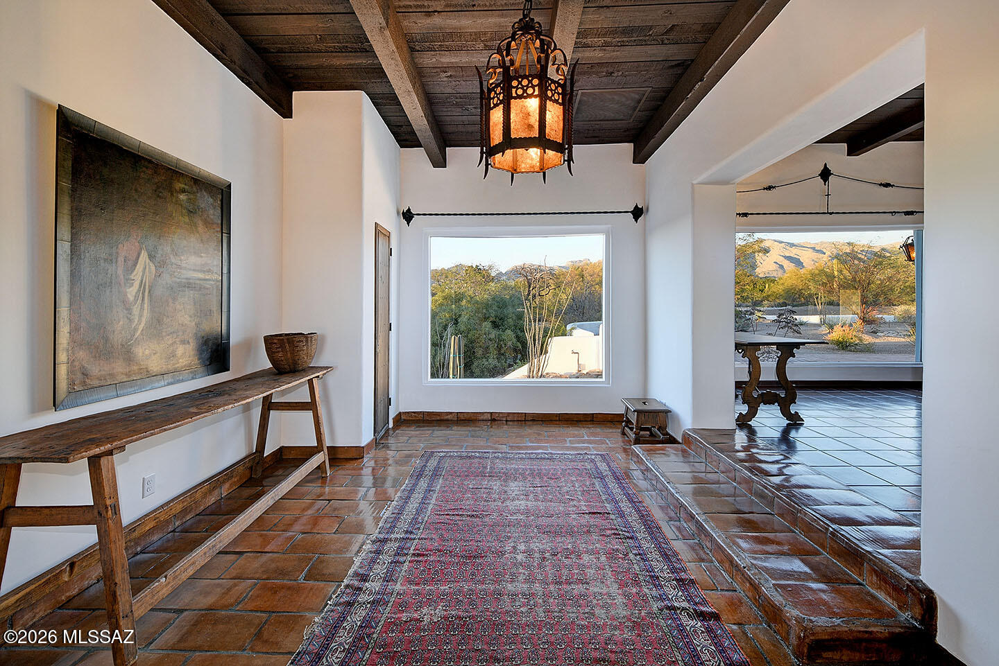 5055 N Calle La Vela