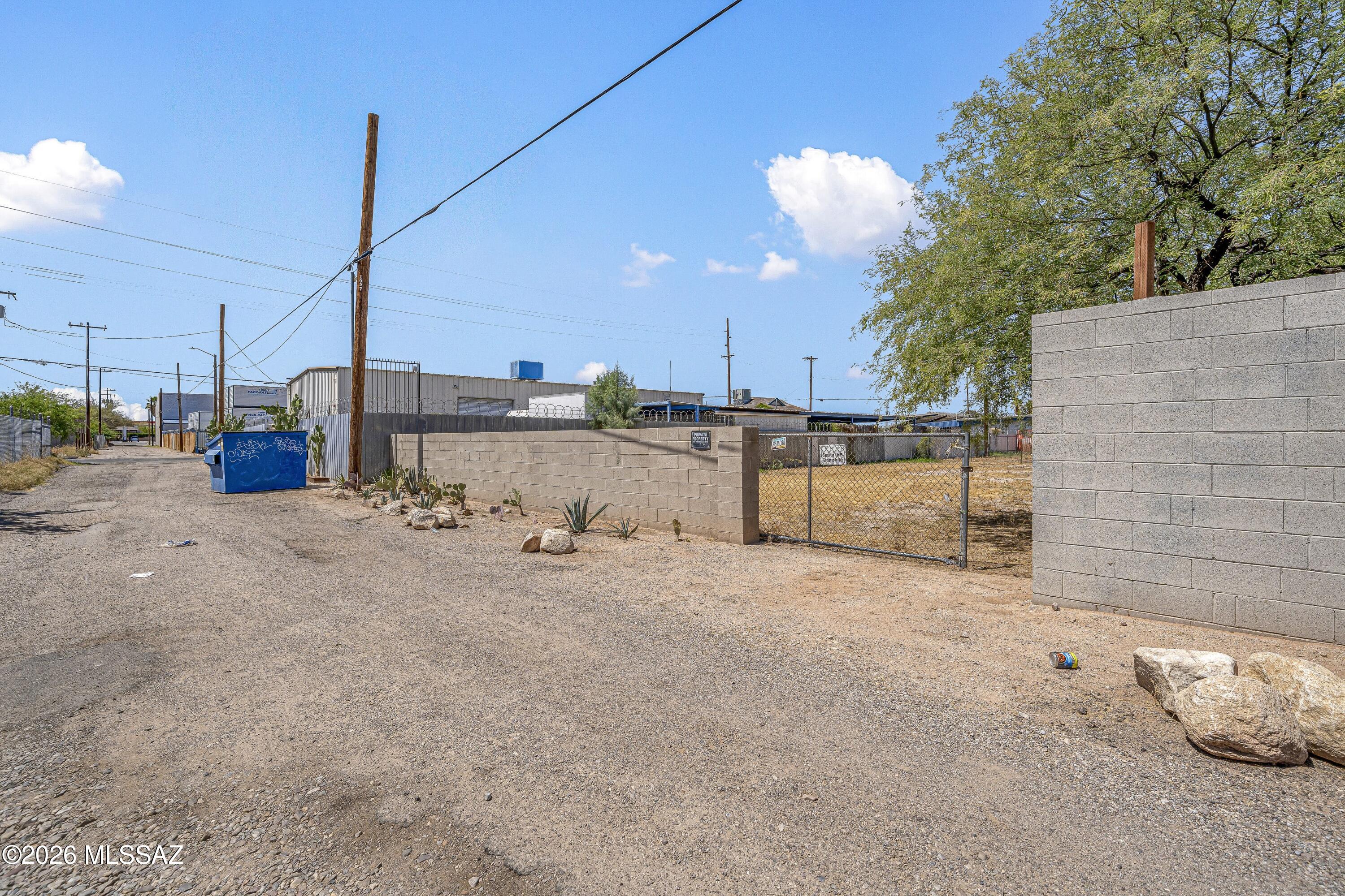Bruckners Add - Land