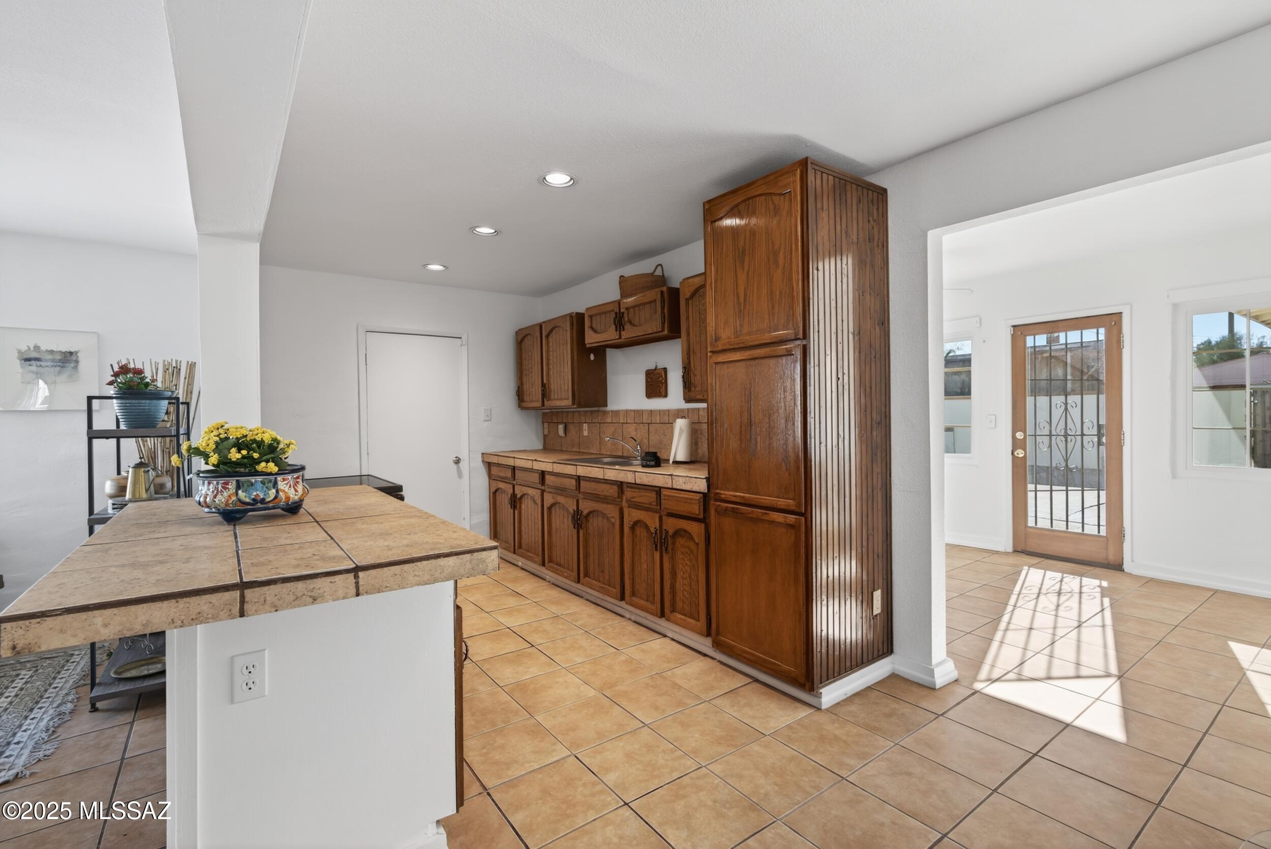 Blenman Annex - Residential