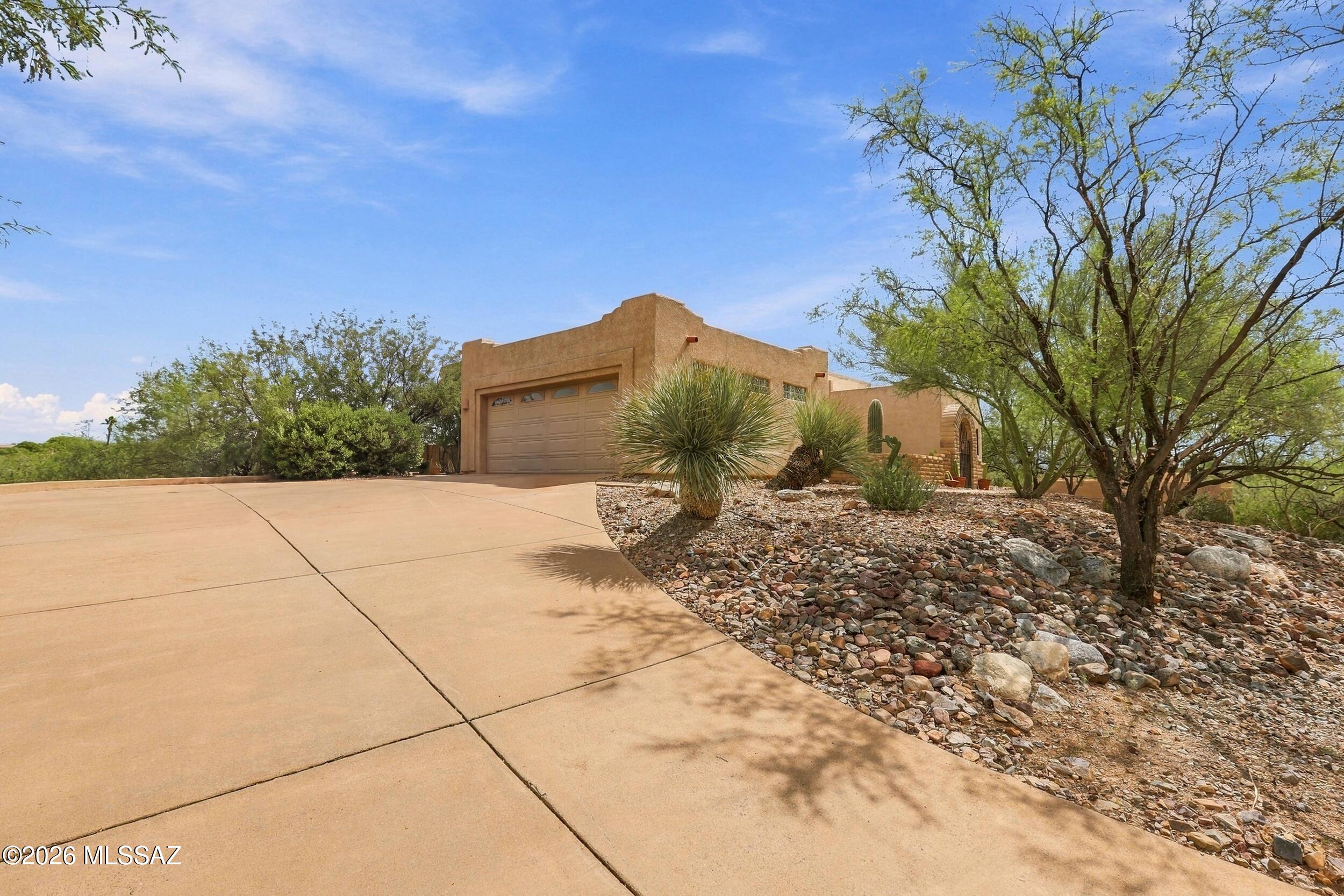841 E Mount Wrightston Loop