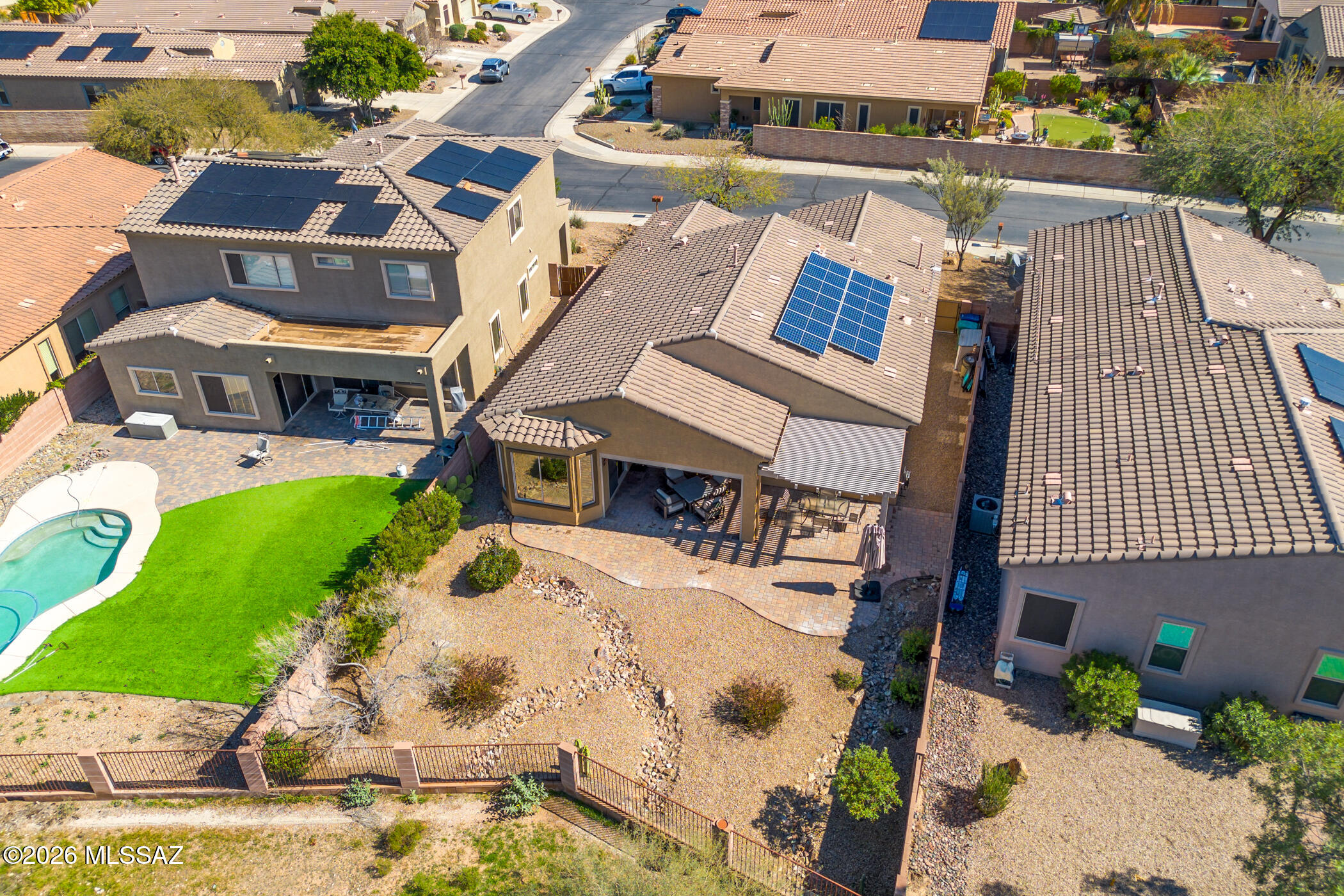 8523 N Shadow Wash Way