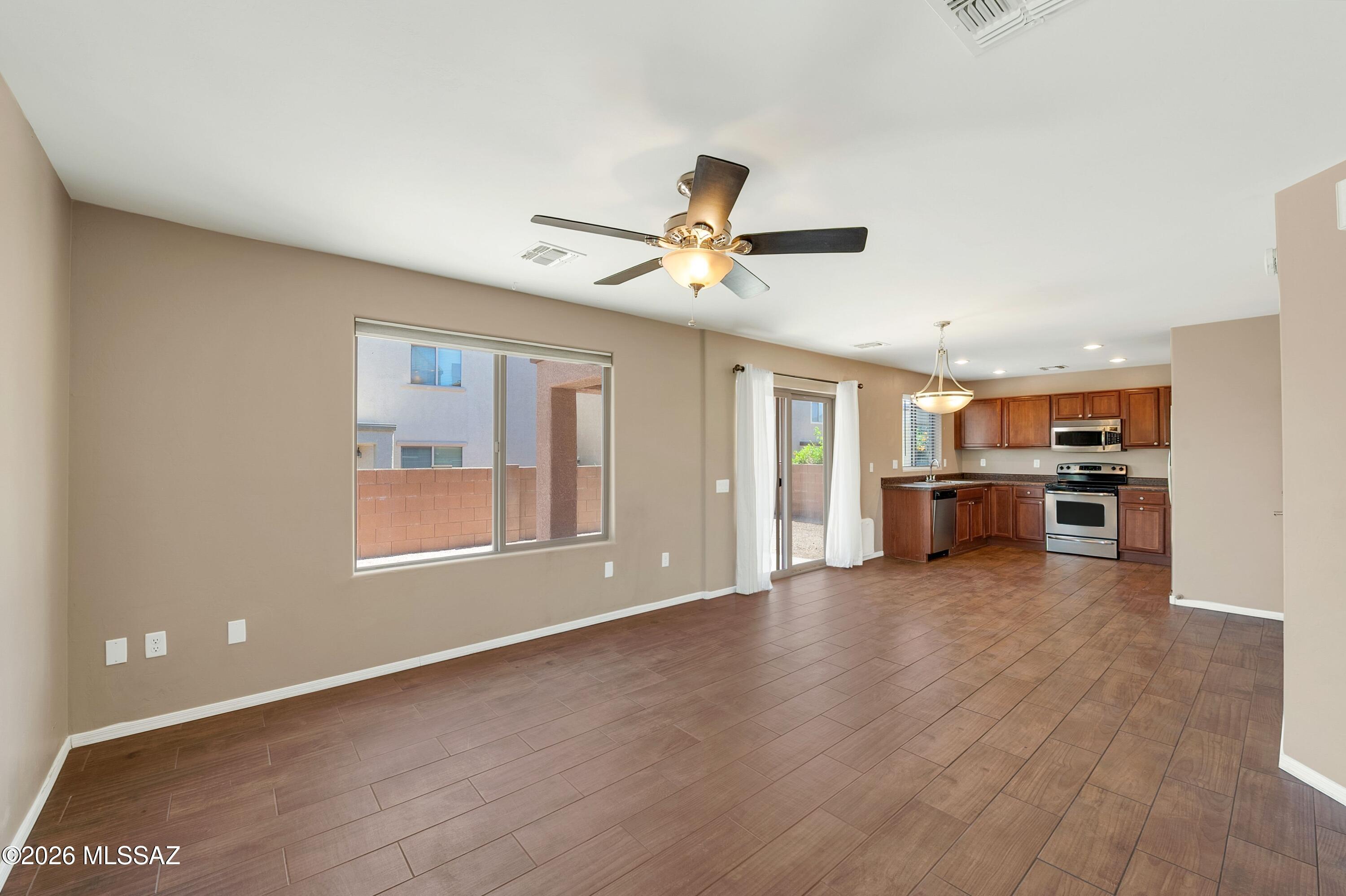Sierra Morado Unit 2 East - Residential