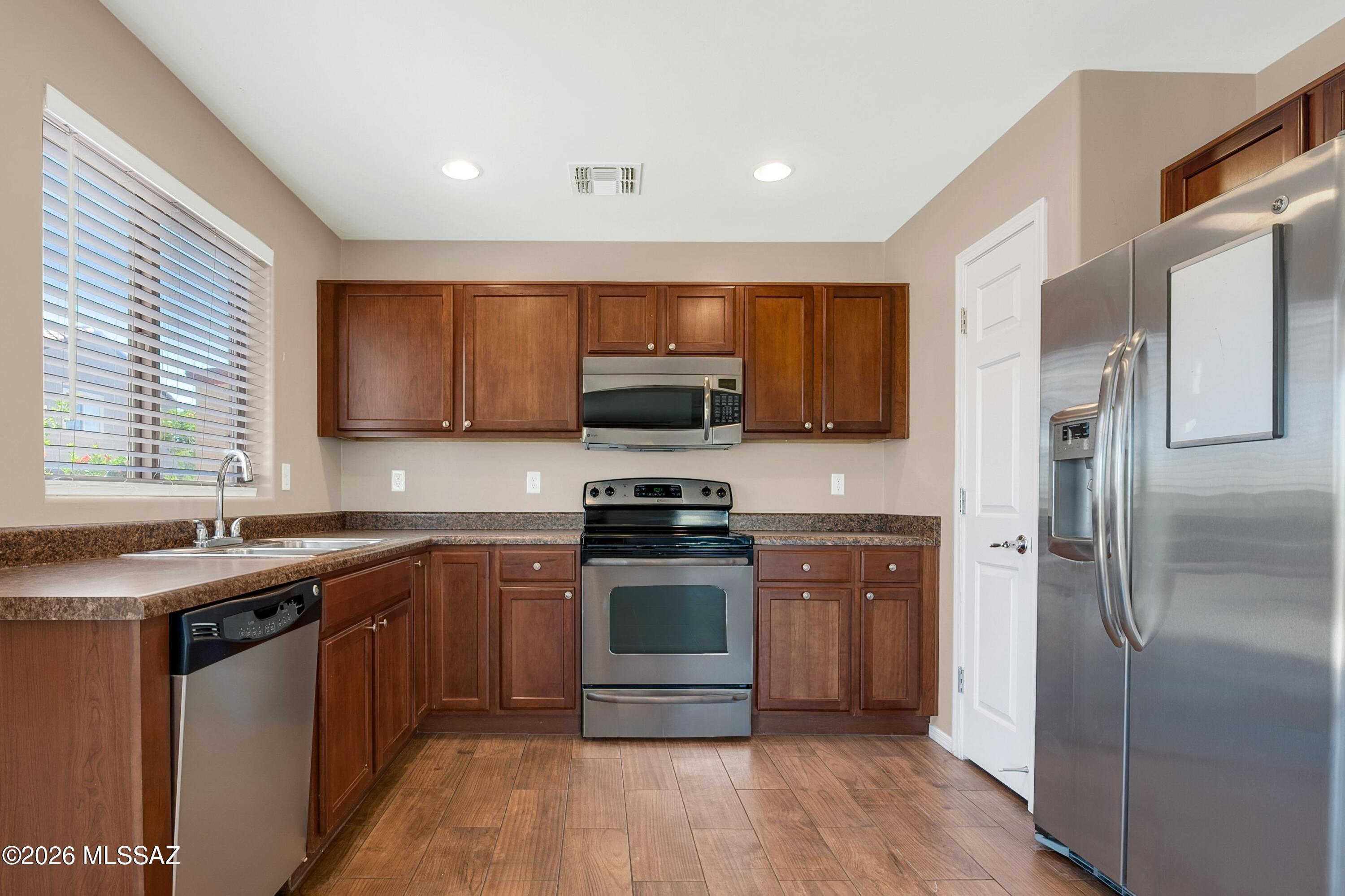 Sierra Morado Unit 2 East - Residential