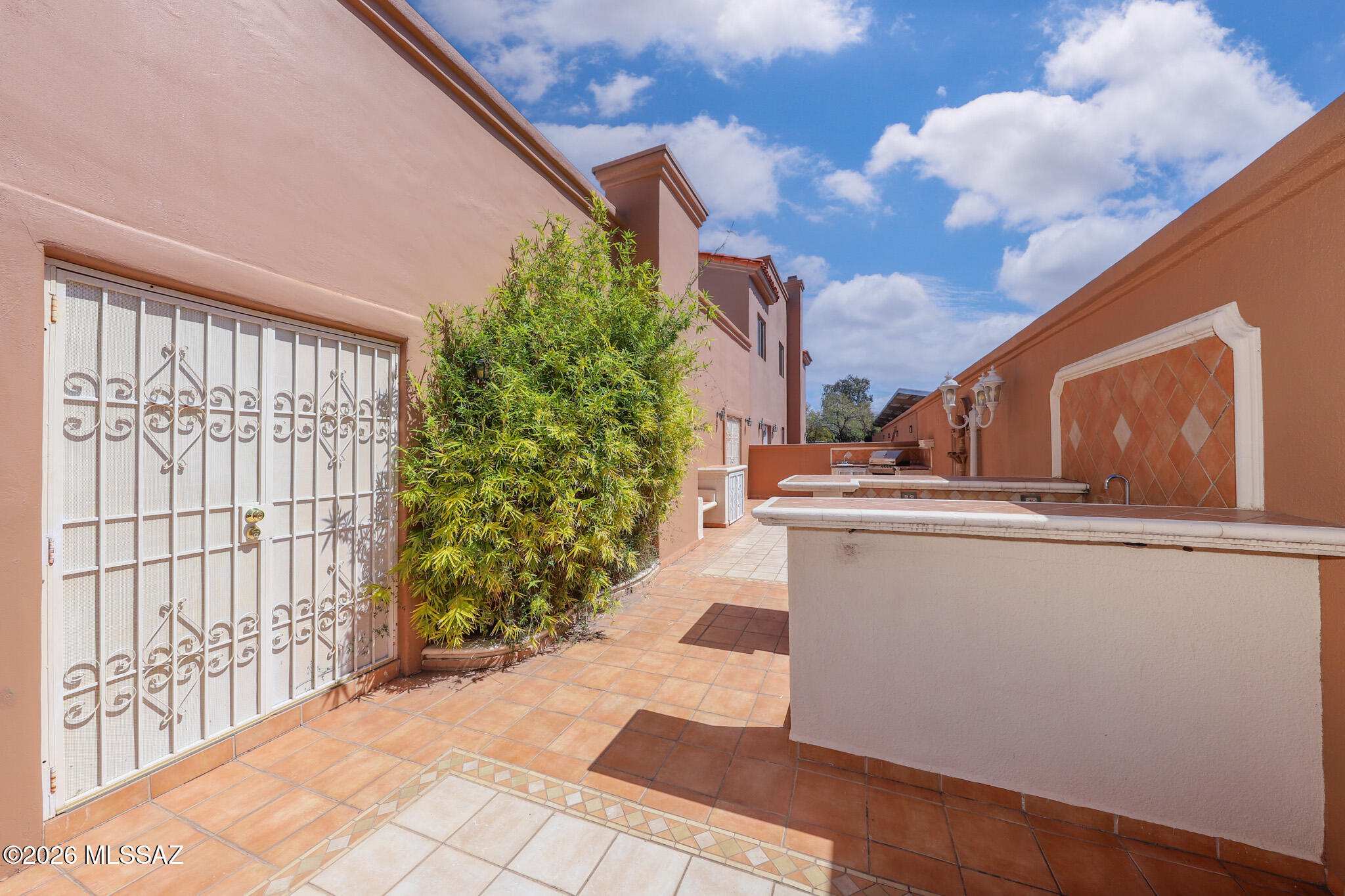 Villa Escondido Condos (1-10) - Residential
