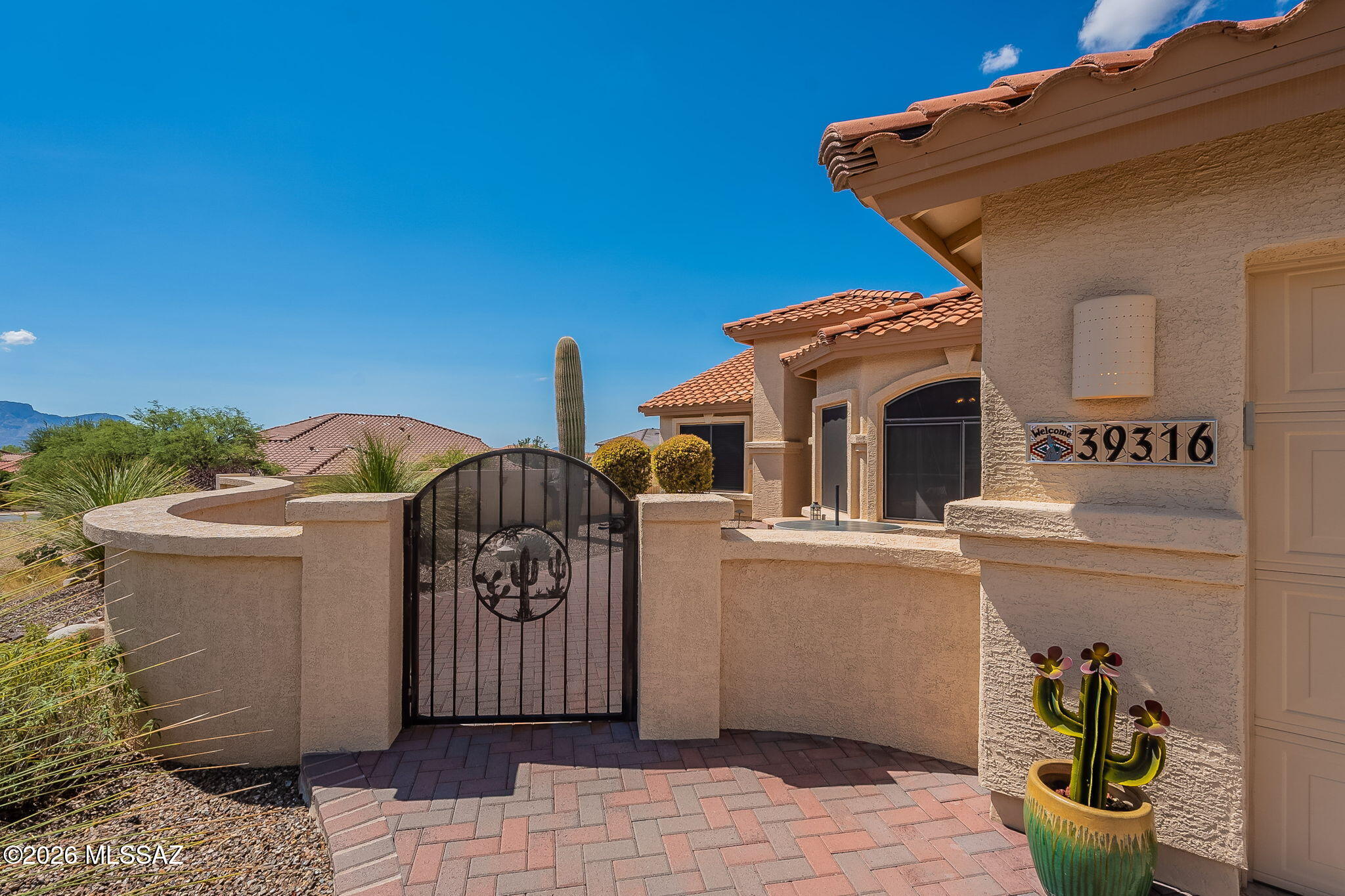 39316 S Sand Crest Drive