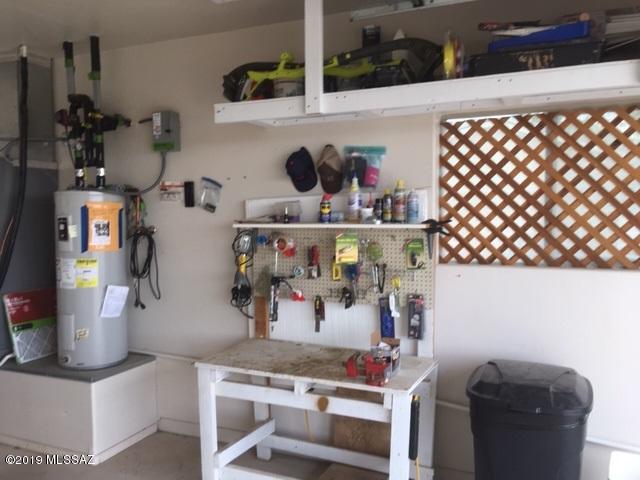 Mescal Lakes - Residential