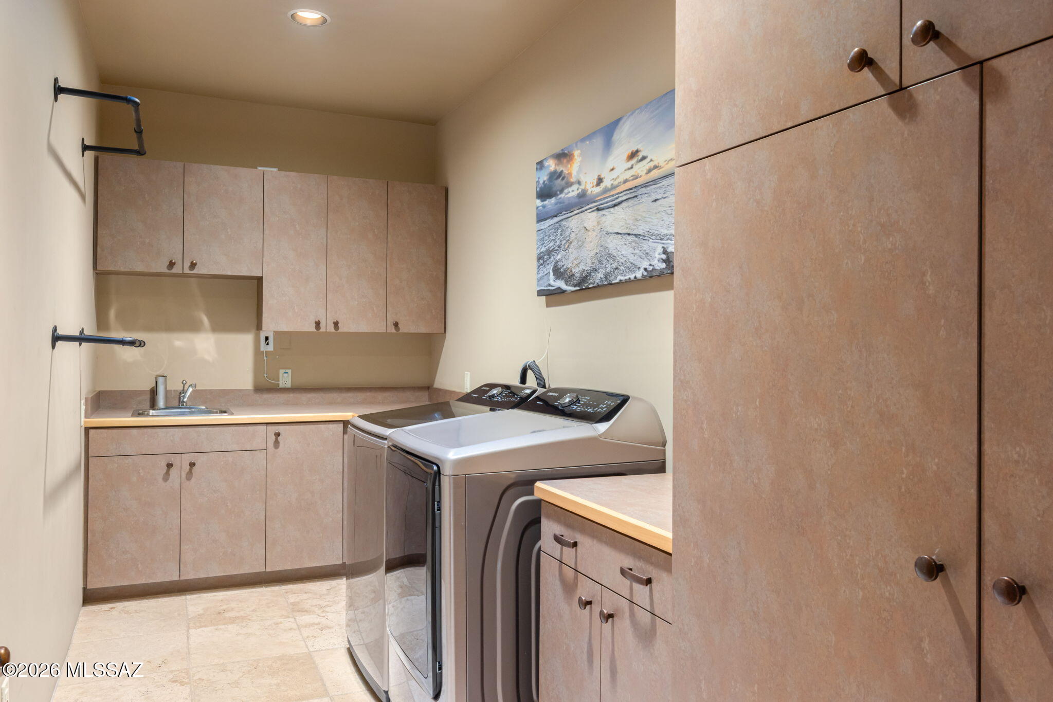 Sabino Mountain (1-290) - Residential