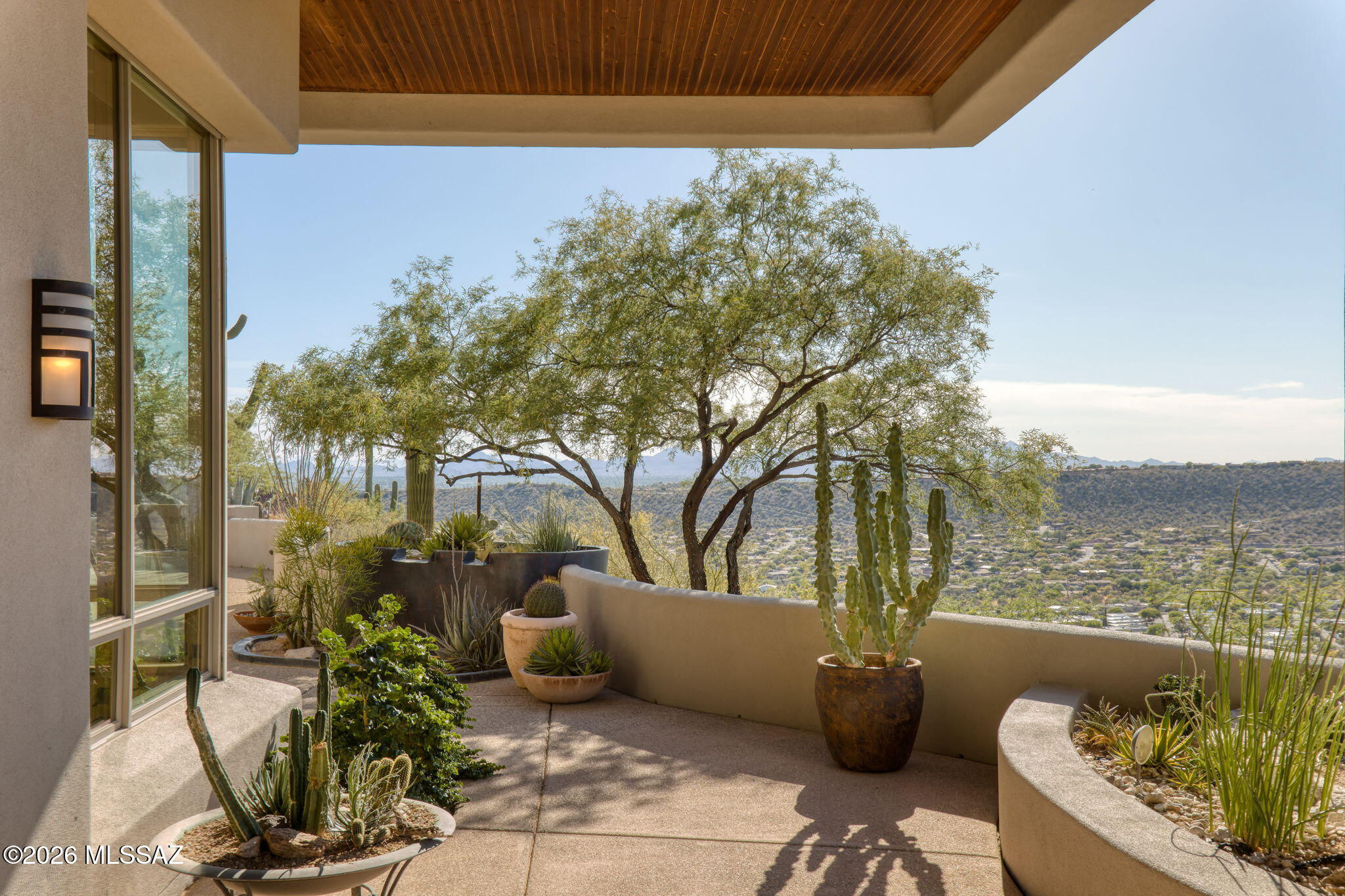 Sabino Mountain (1-290) - Residential