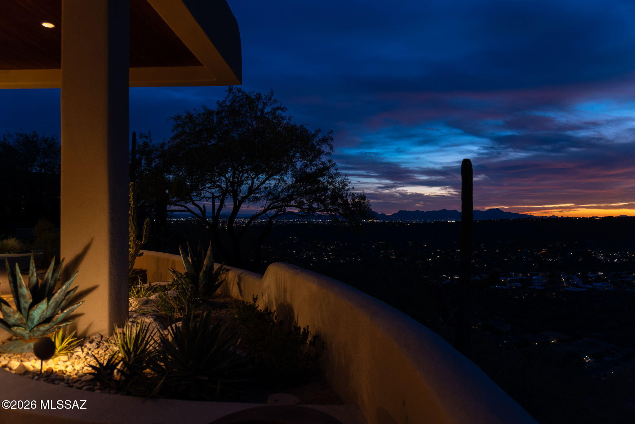 Sabino Mountain (1-290) - Residential