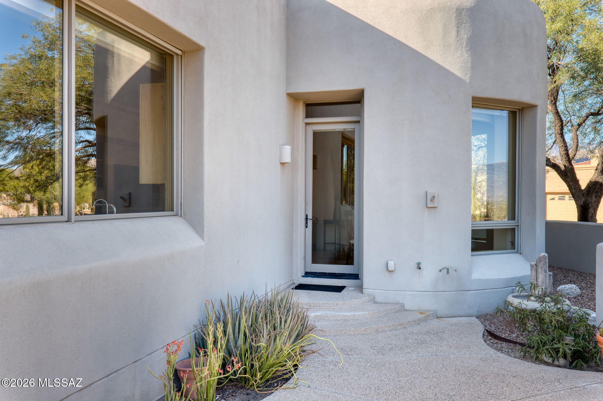Sabino Mountain (1-290) - Residential