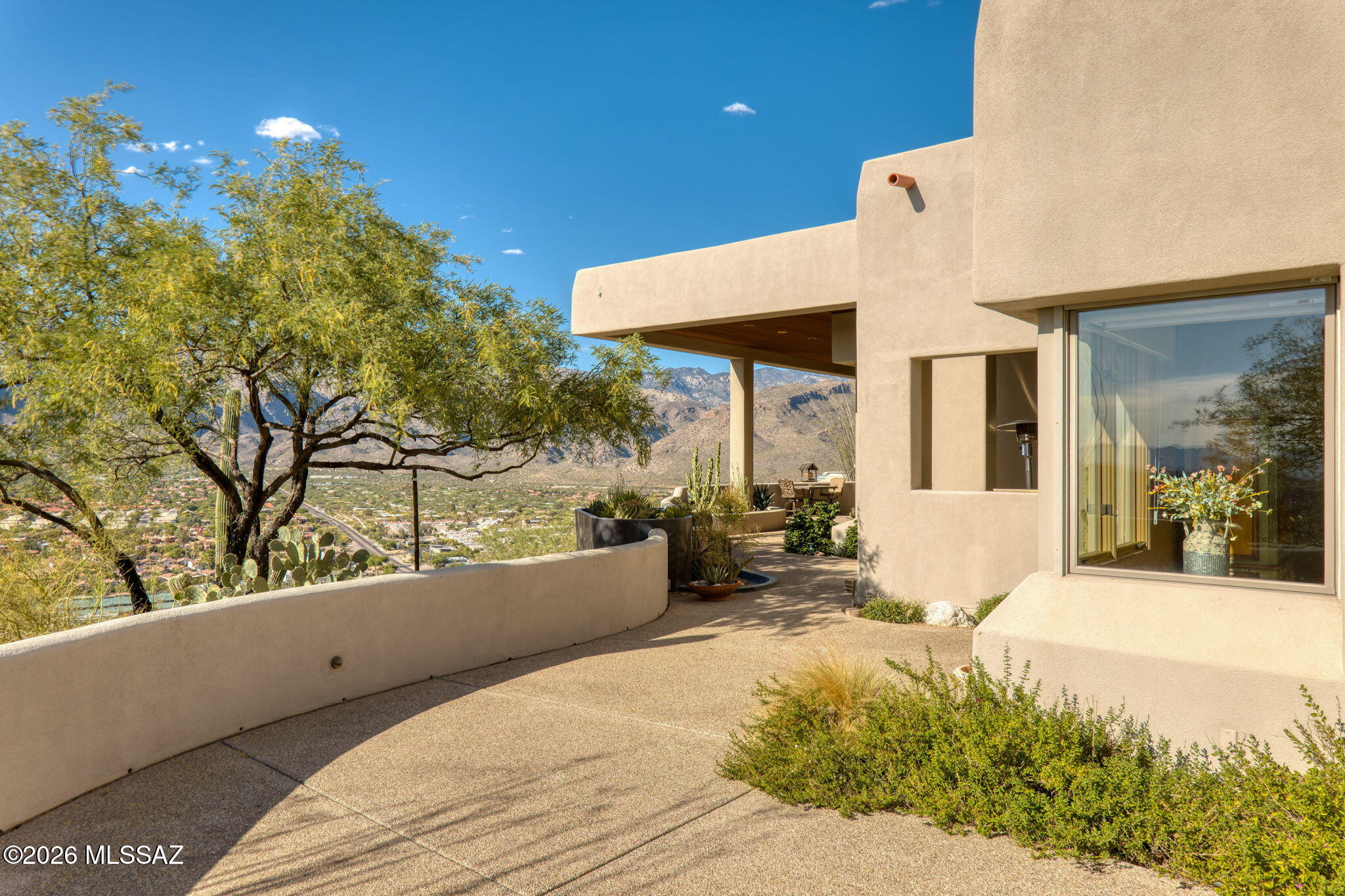Sabino Mountain (1-290) - Residential