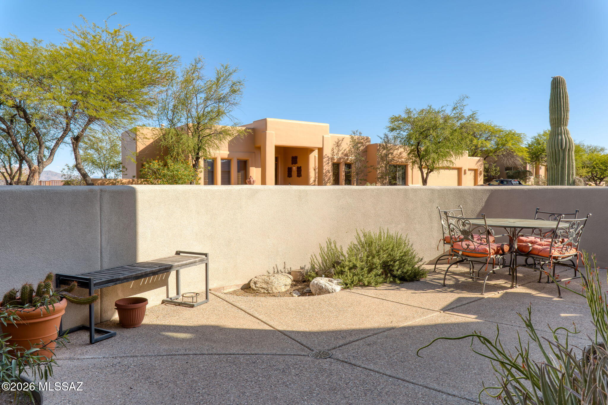 Sabino Mountain (1-290) - Residential