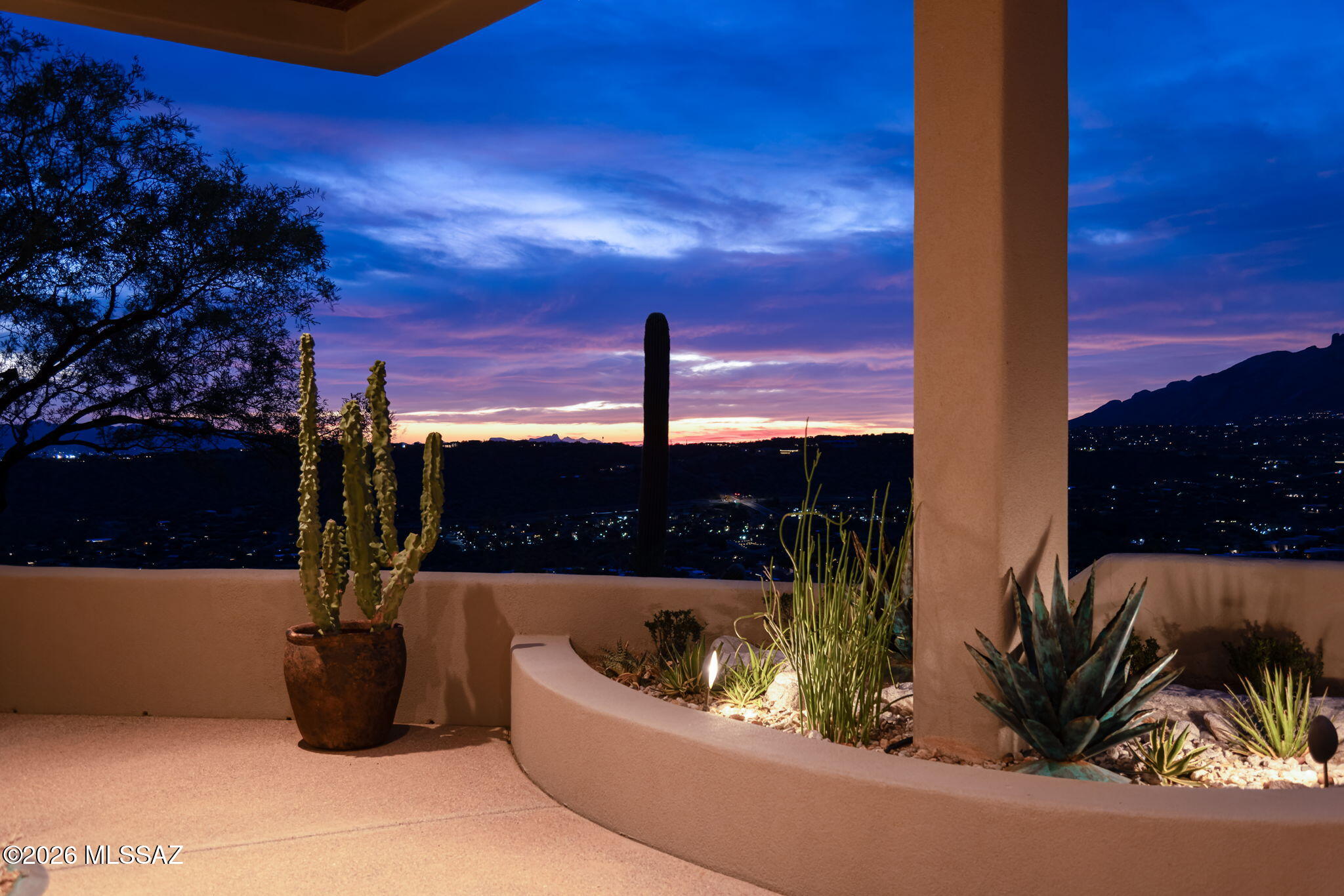 Sabino Mountain (1-290) - Residential
