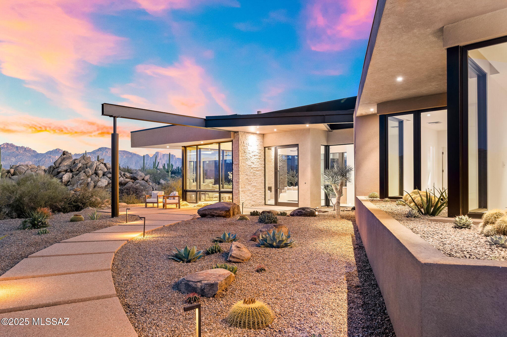 419 W Granite Gorge Drive