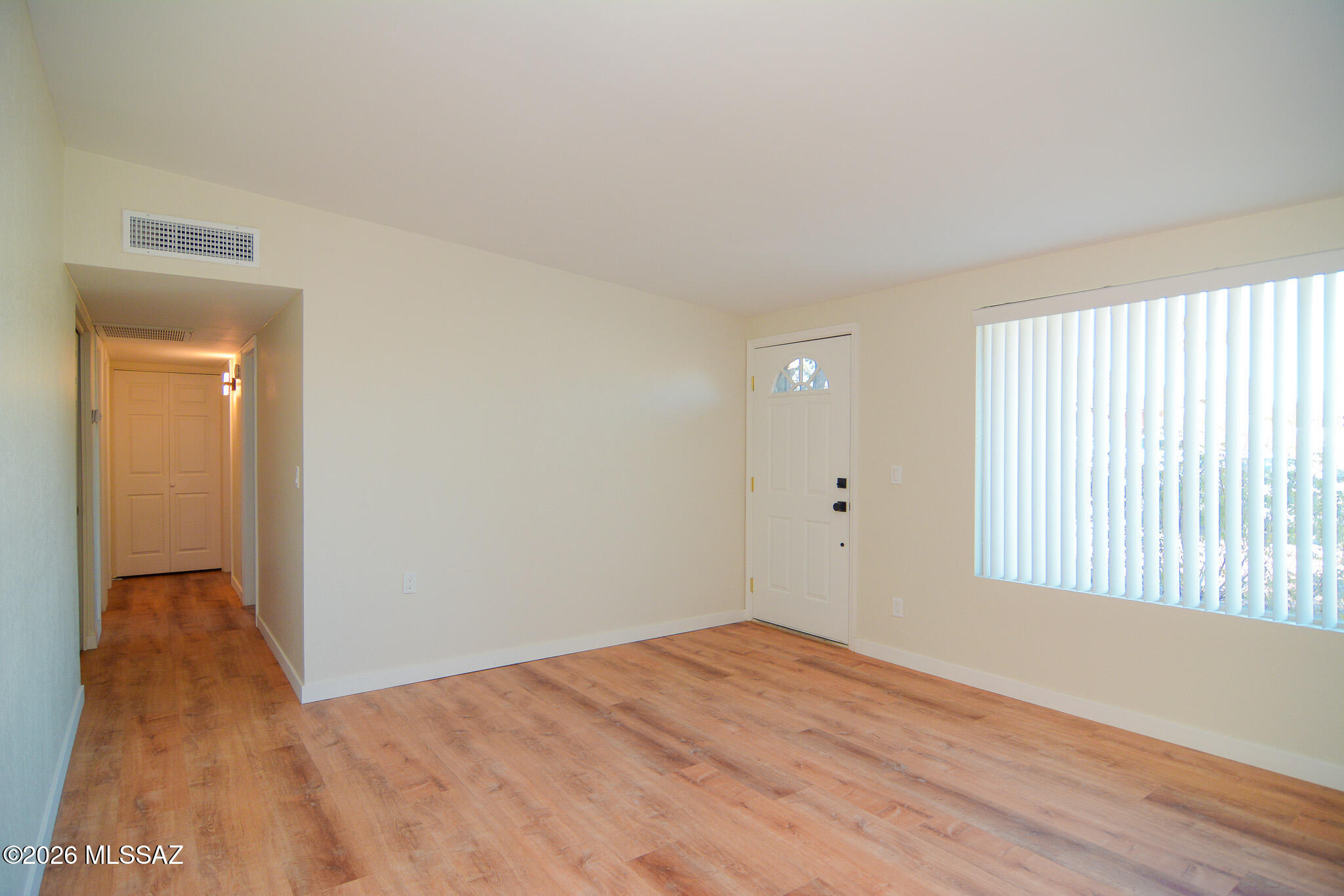 3866 W Orangewood Drive