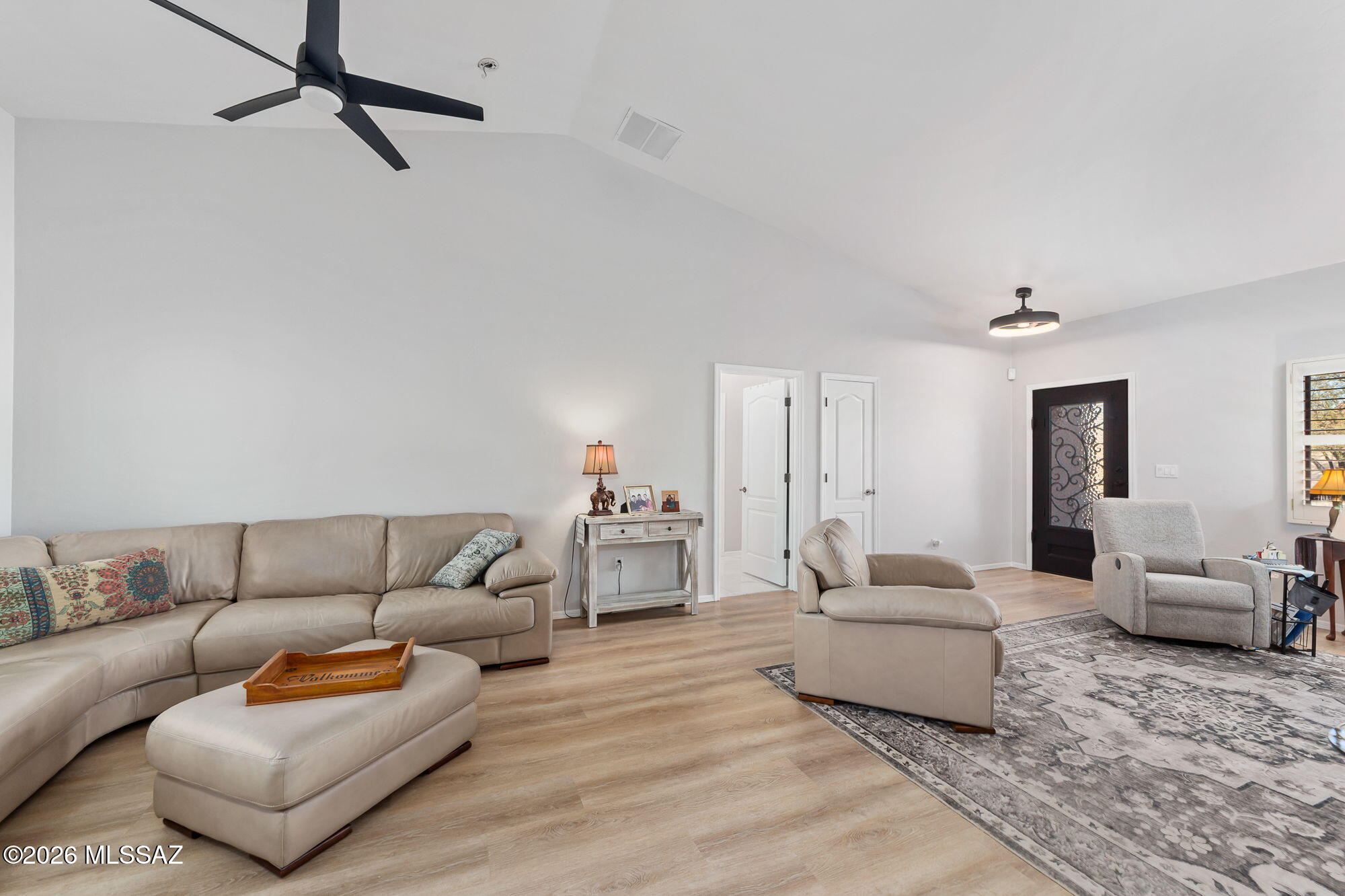 Continental Reserve Blk. 15 (1-66) - Residential