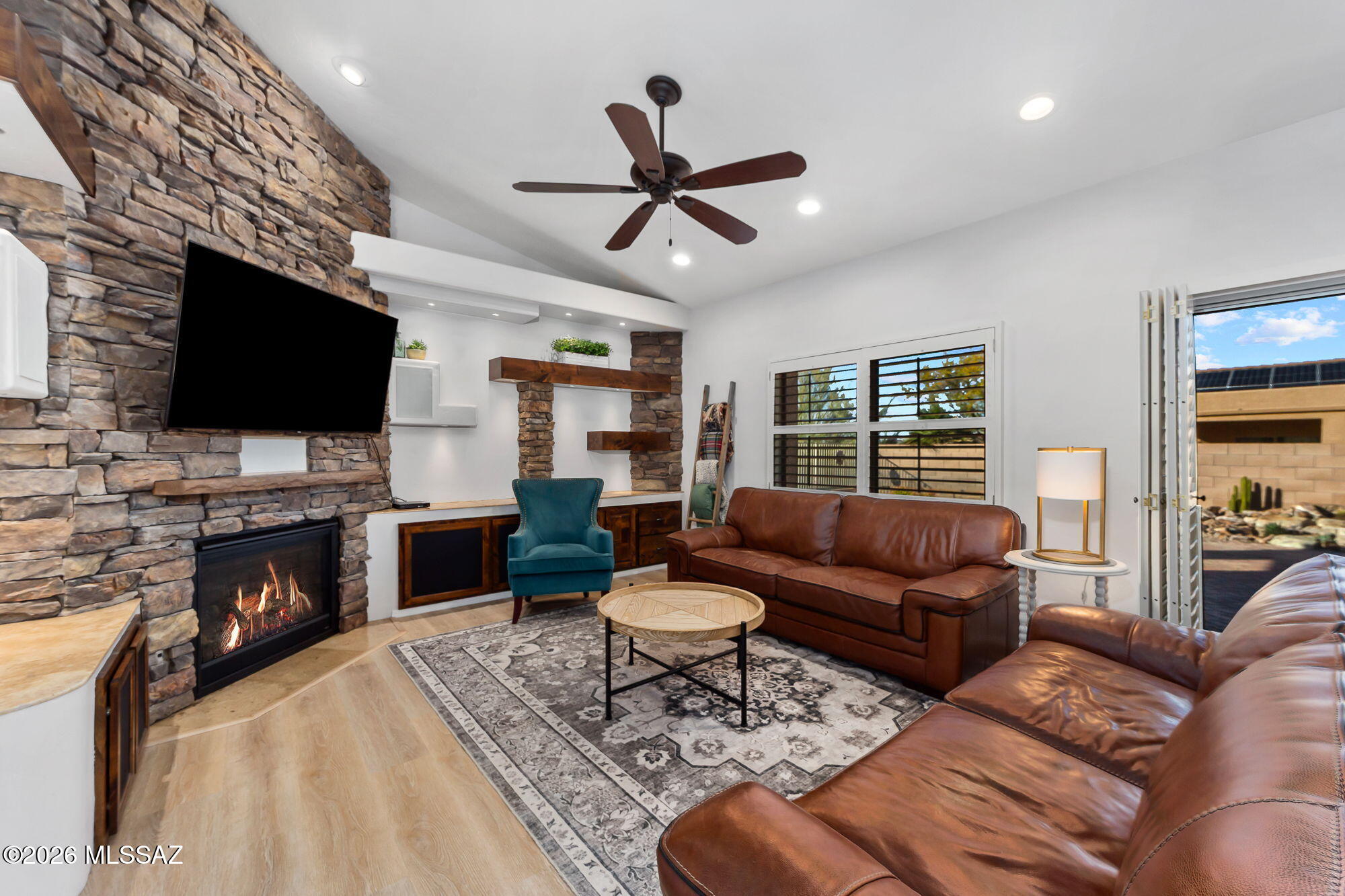 Continental Reserve Blk. 15 (1-66) - Residential