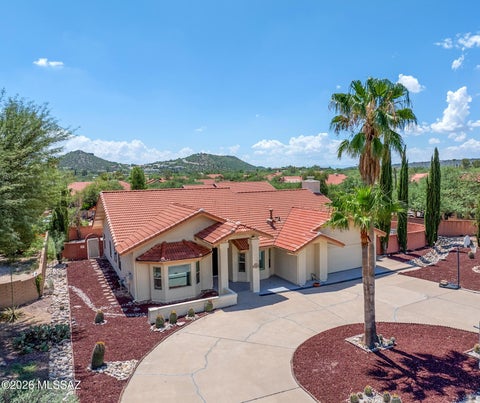 Photo of 5371 N Buckhorn Drive, Tucson, AZ 85750 (MLS # 22621705)