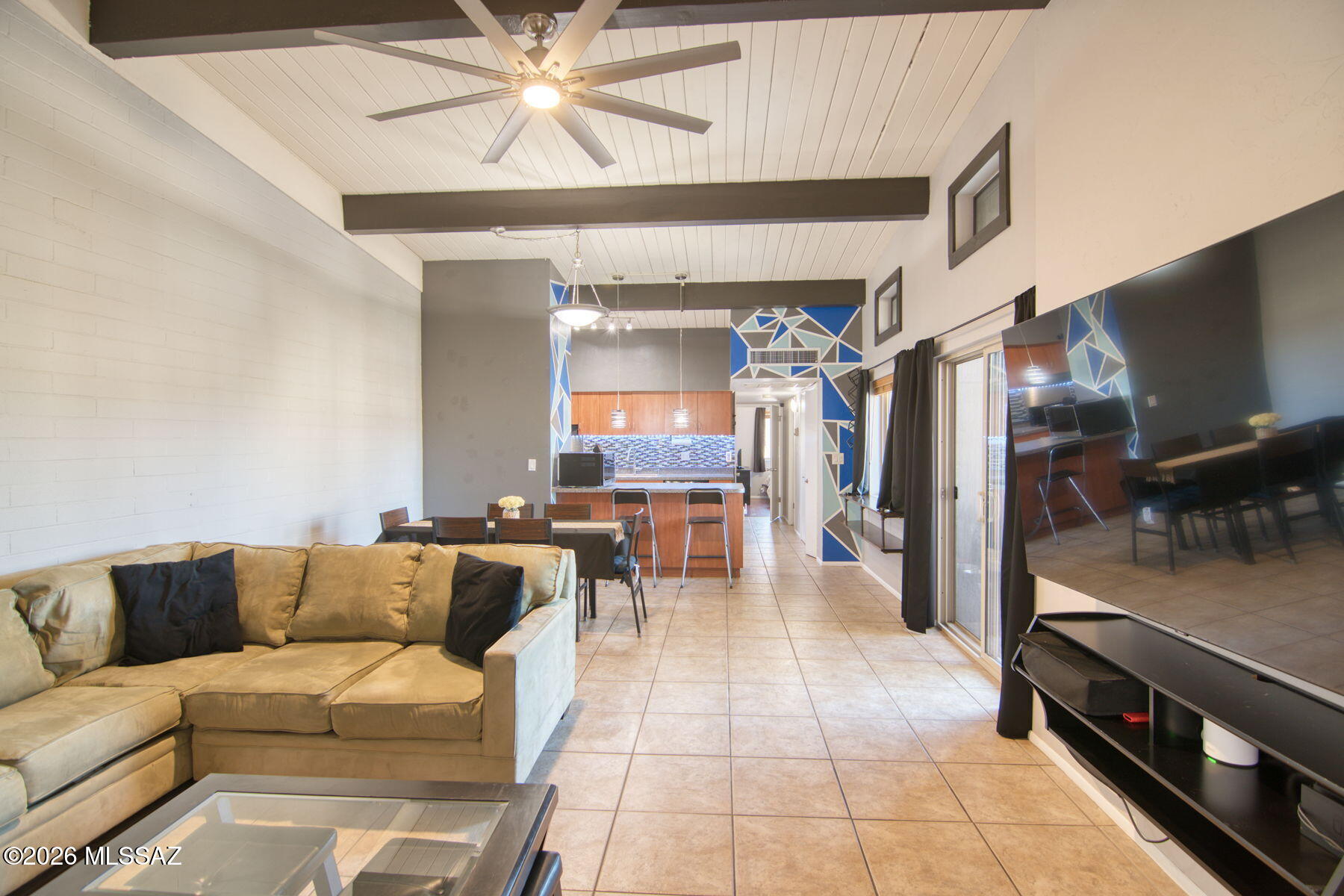 Royal Alvernon Condos. - Residential