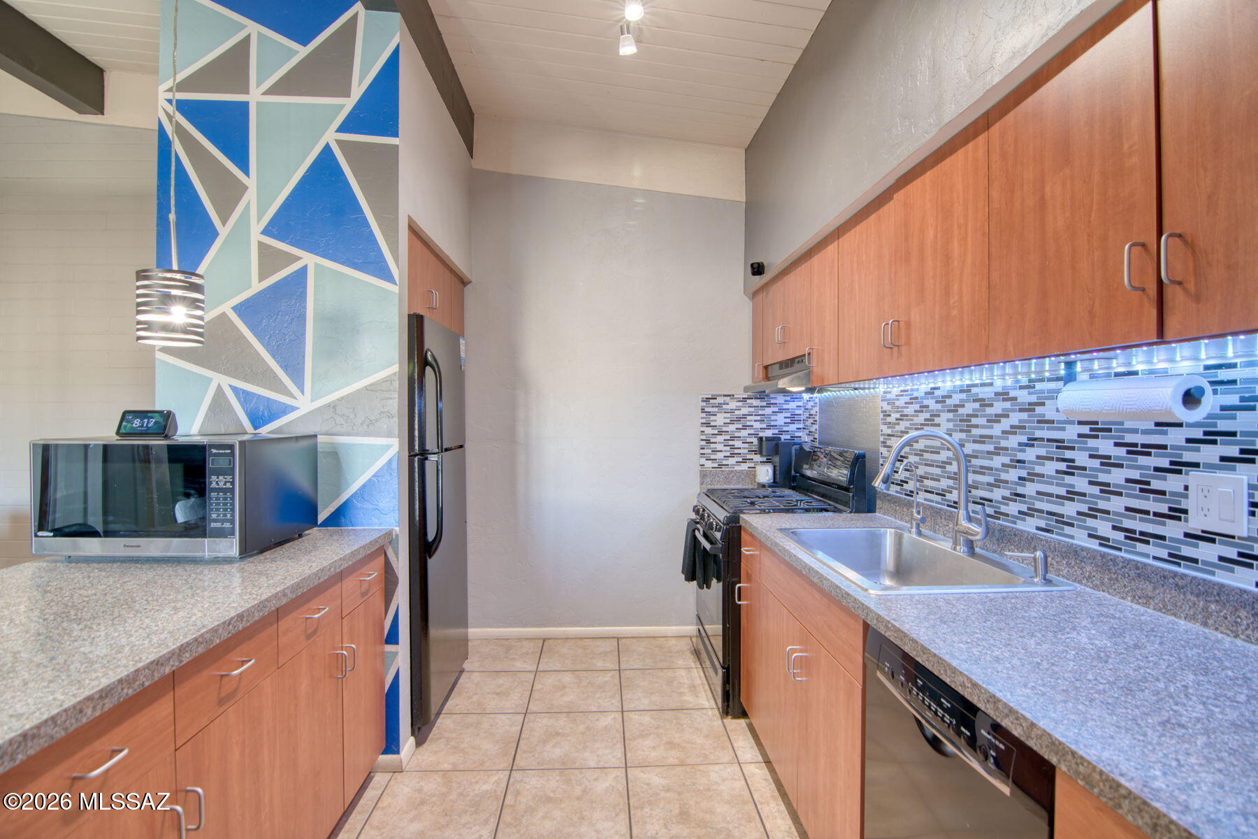 2525 N Alvernon Way UNIT A7