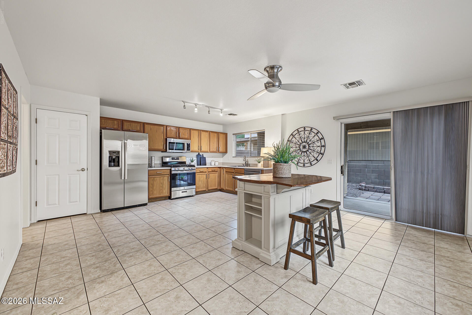 4182 E Boulder Springs Way
