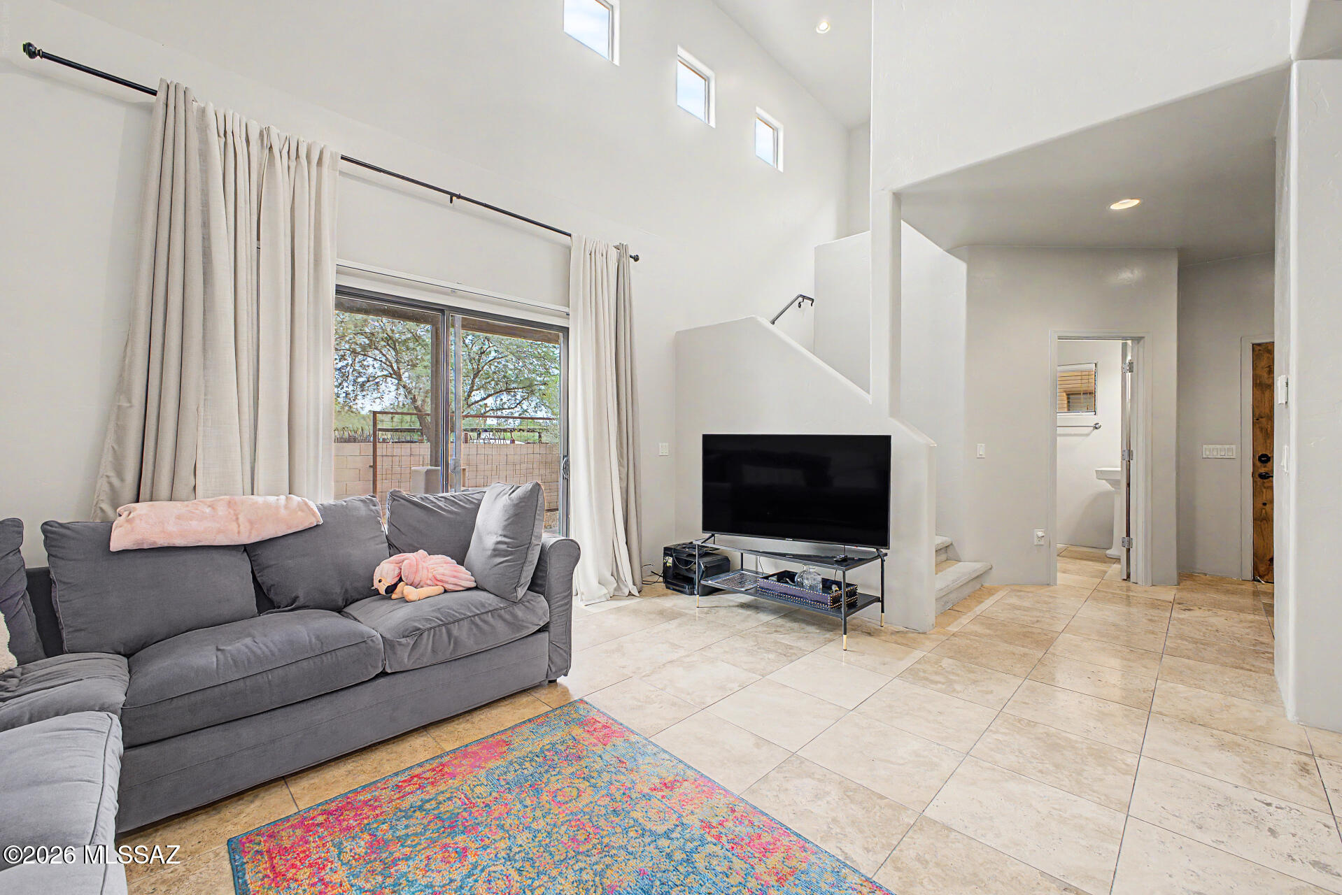 4112 N Thurston Lane 100