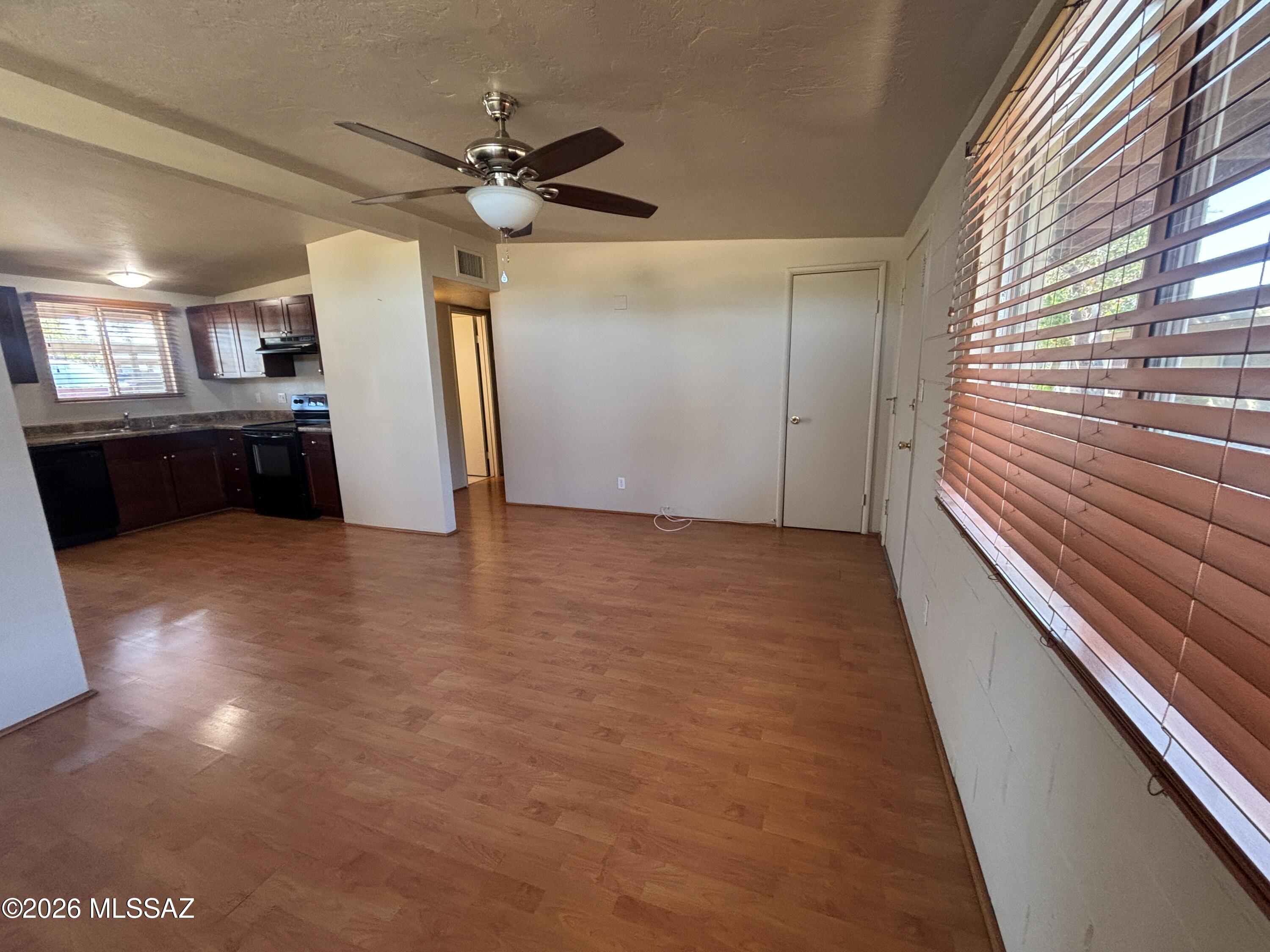 Columbus Park Condominiums (1-60) - Residential Lease