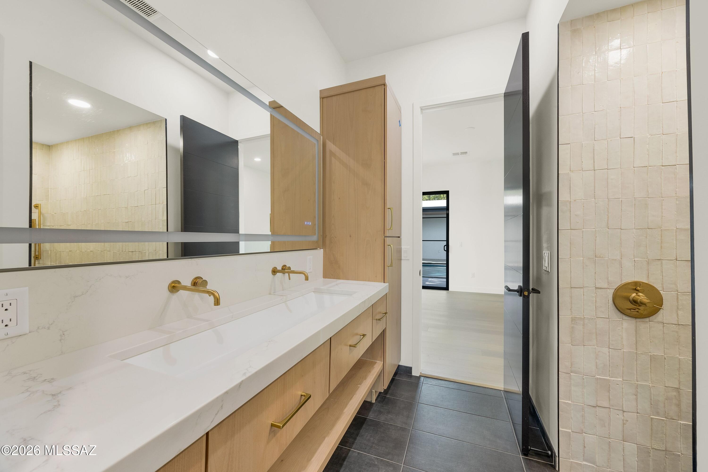 El Montevideo Estates - Residential