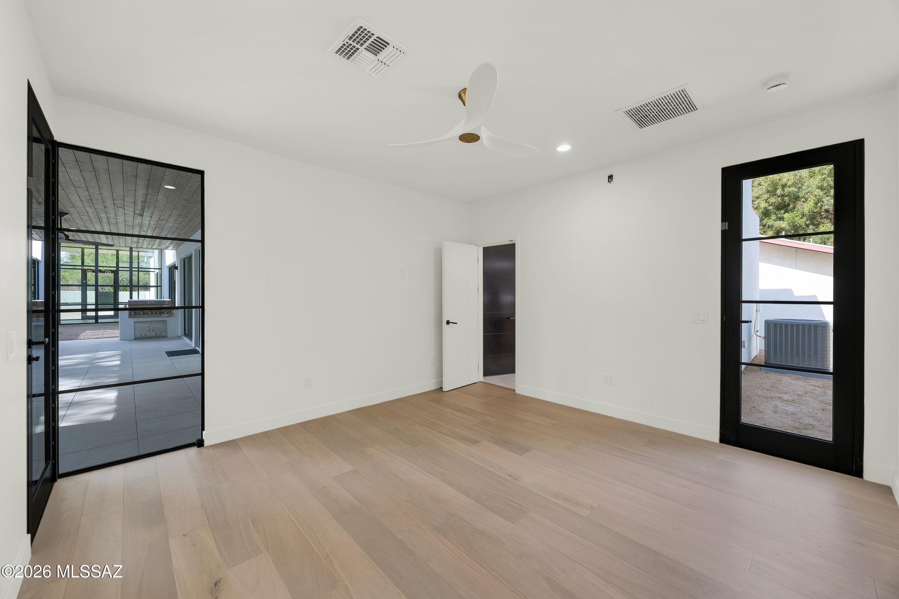 El Montevideo Estates - Residential