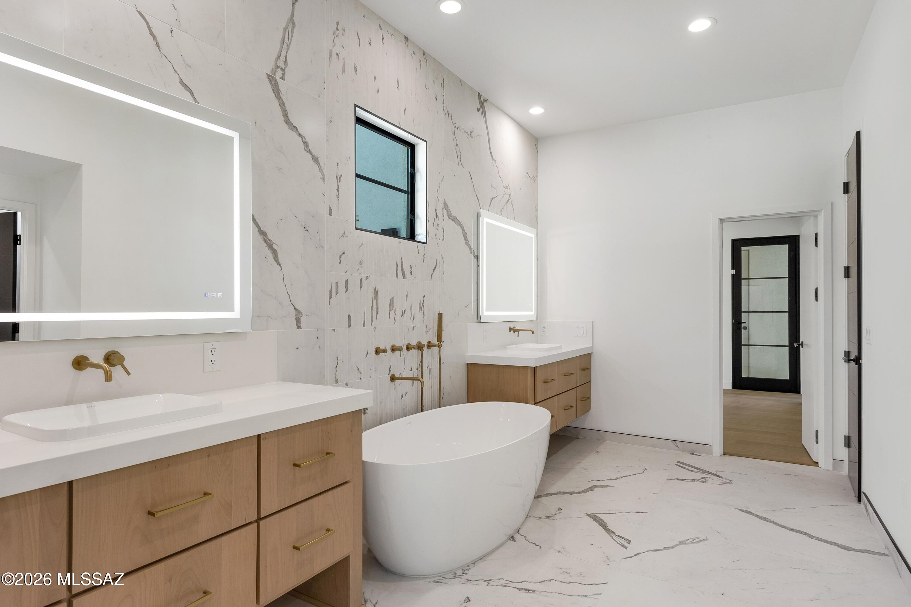 El Montevideo Estates - Residential