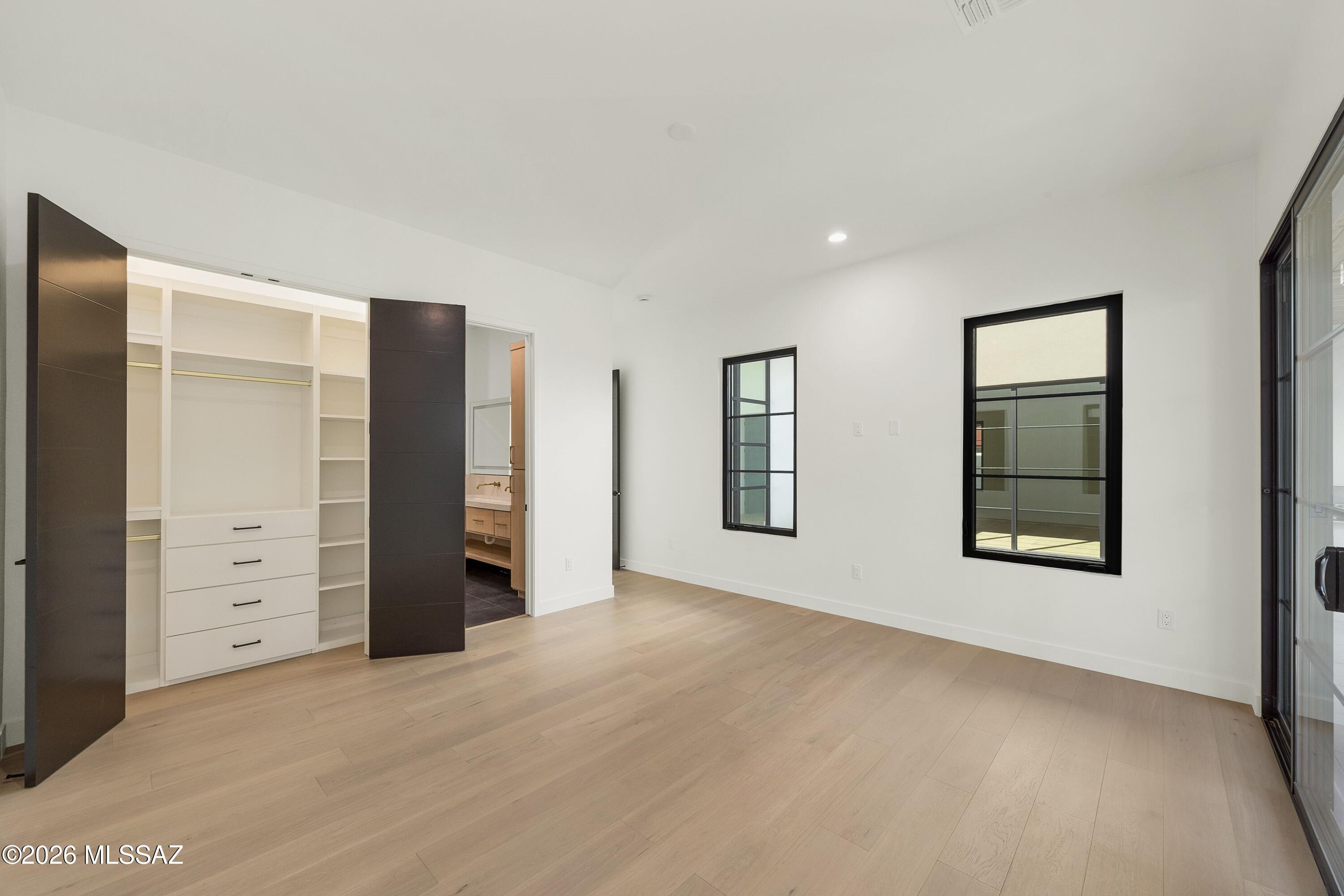 El Montevideo Estates - Residential