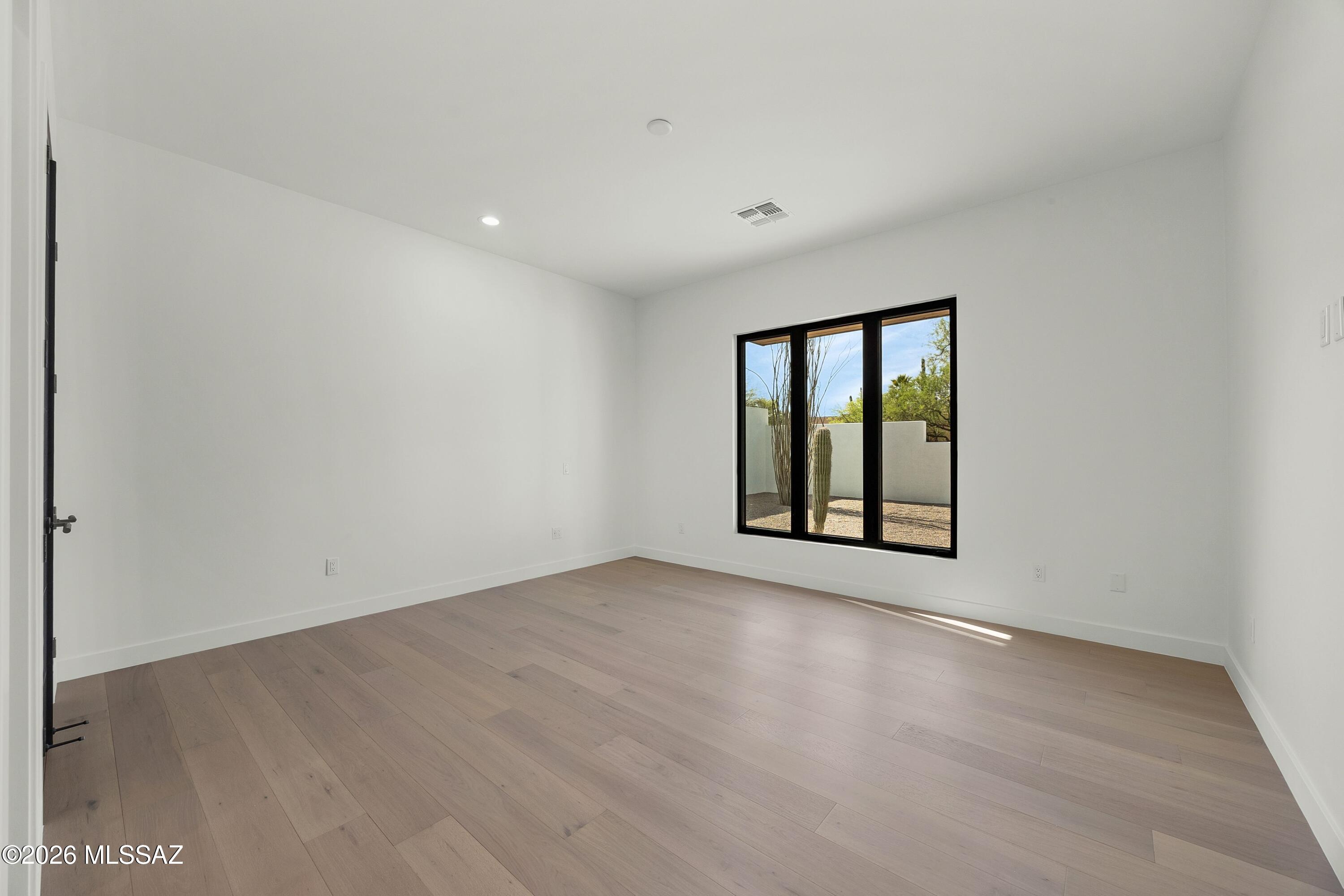 El Montevideo Estates - Residential