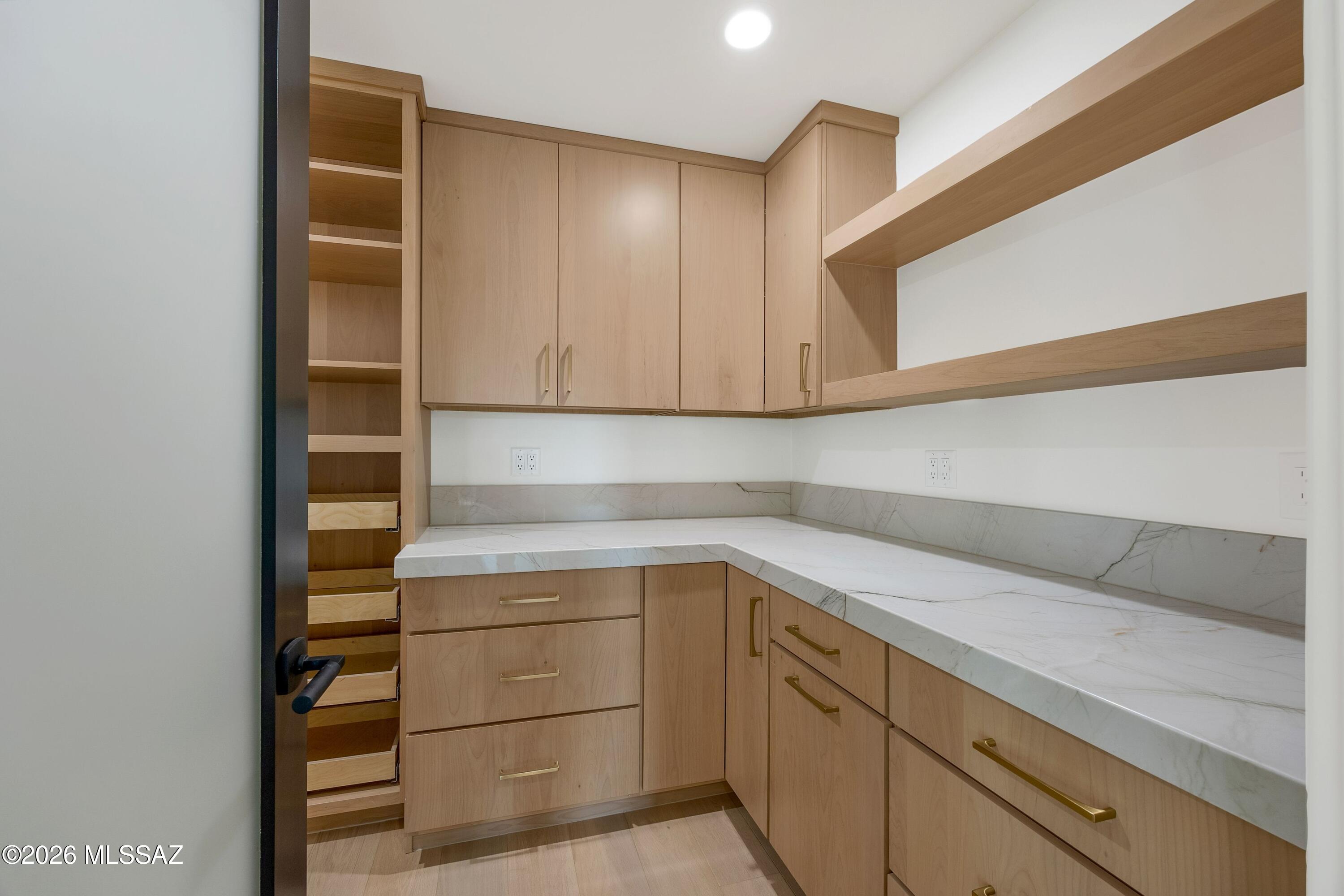 El Montevideo Estates - Residential