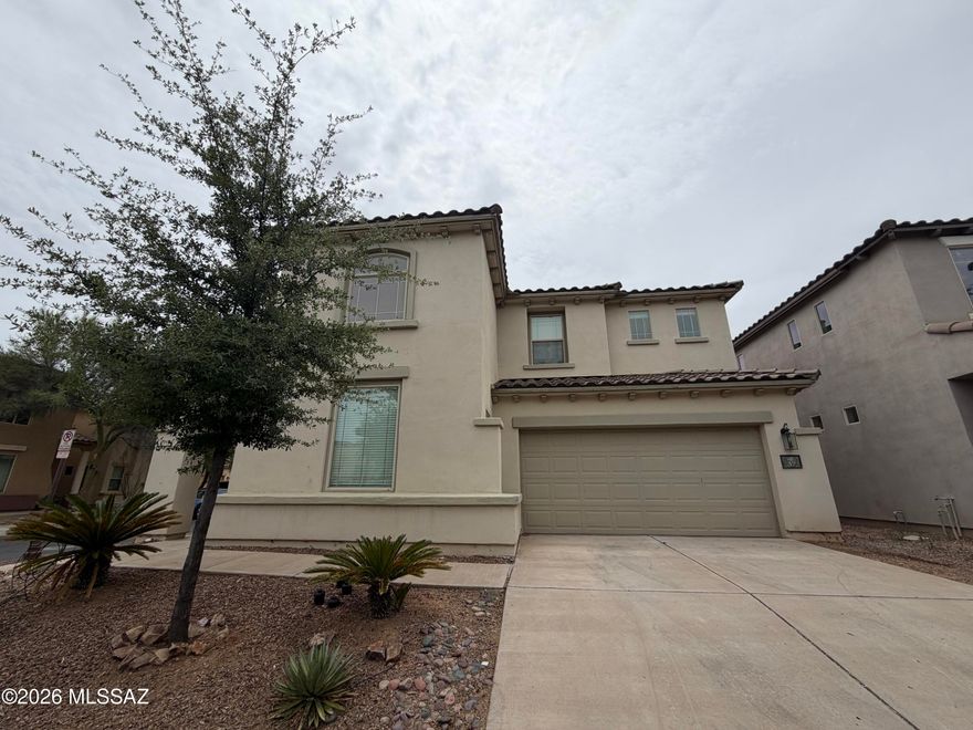 AVAILABLE NOW! 

** All Atlas Real Estate residents are enrolled in the Resident Benefits Package (RBP) at a monthly rate of $34.99/month with a one-time utility set-up fee of $30. RBP includes HVAC air filter delivery (for applicable properties), utility concierge service making utility connection a breeze during your move-in, our best-in-class resident rewards program, and much more! More details upon application. ** Renters Insurance Required**
Pet Policy: (Pet screening application required) Pets accepted! $300 one time pet fee (per pet) is due at the time of move in. As low as $35 monthly pet rent (per pet).