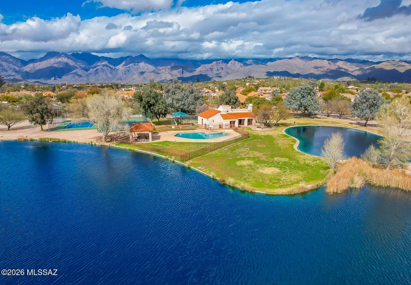 2289 N Split Rock Place