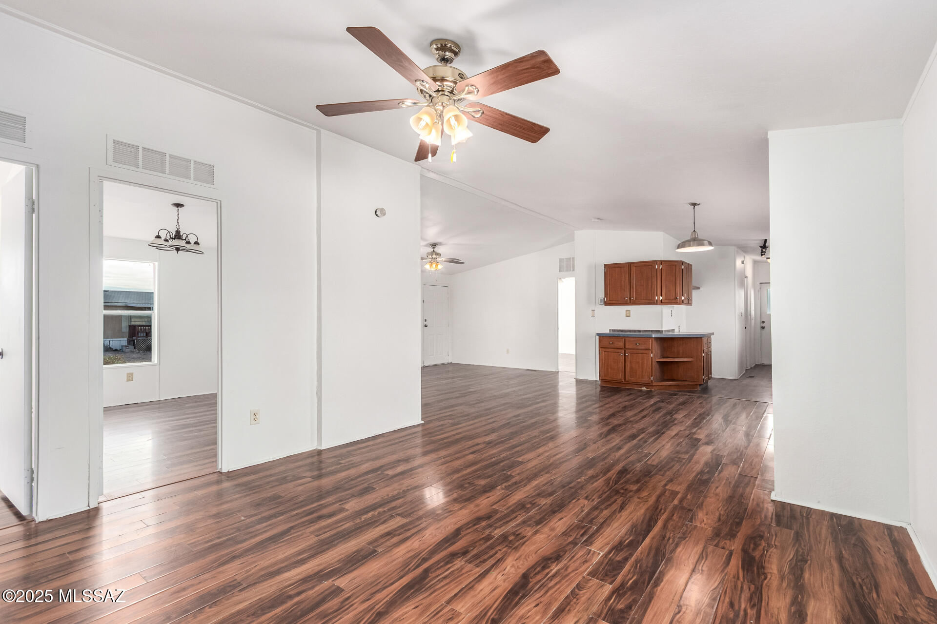 3214 W Jusnic Circle