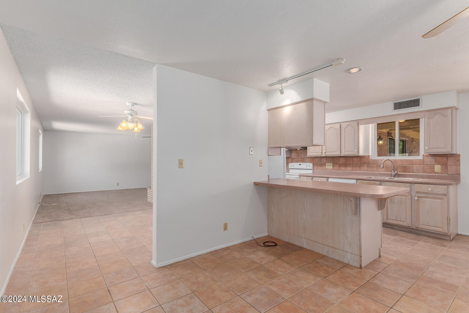 Sunshine Homes Acres - Residential Lease