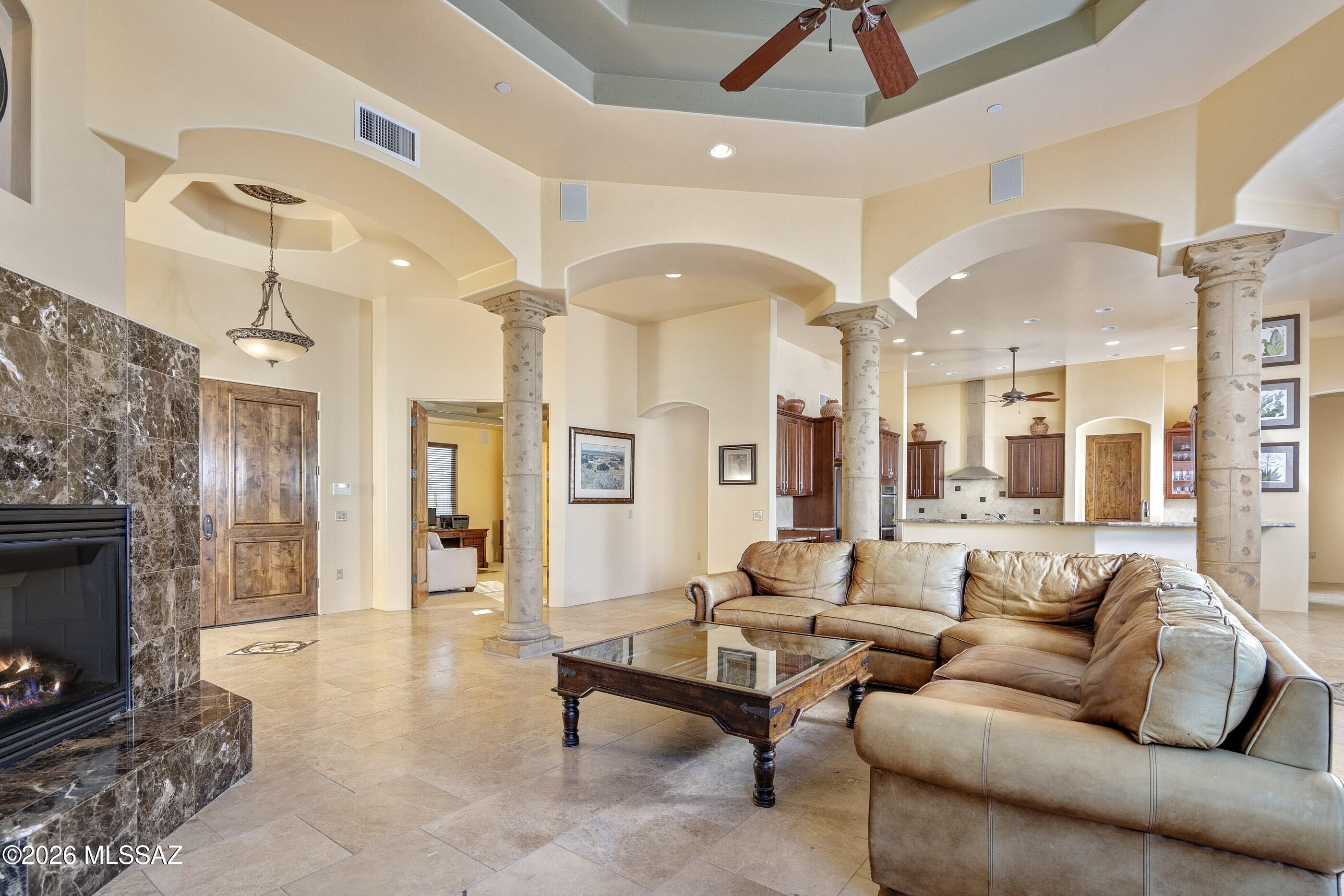 2708 W Lambert Lane