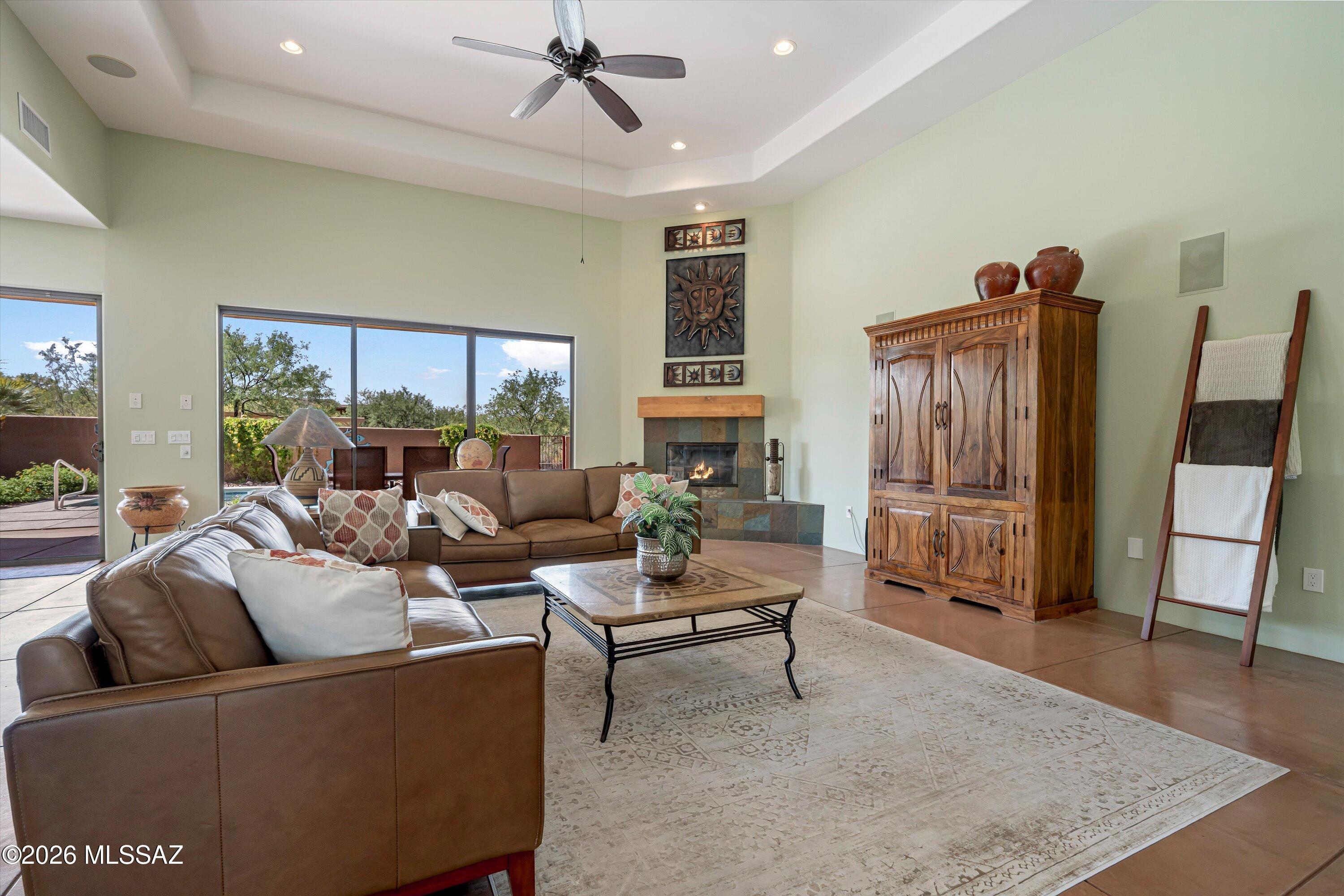 13942 E Calle Nobleza