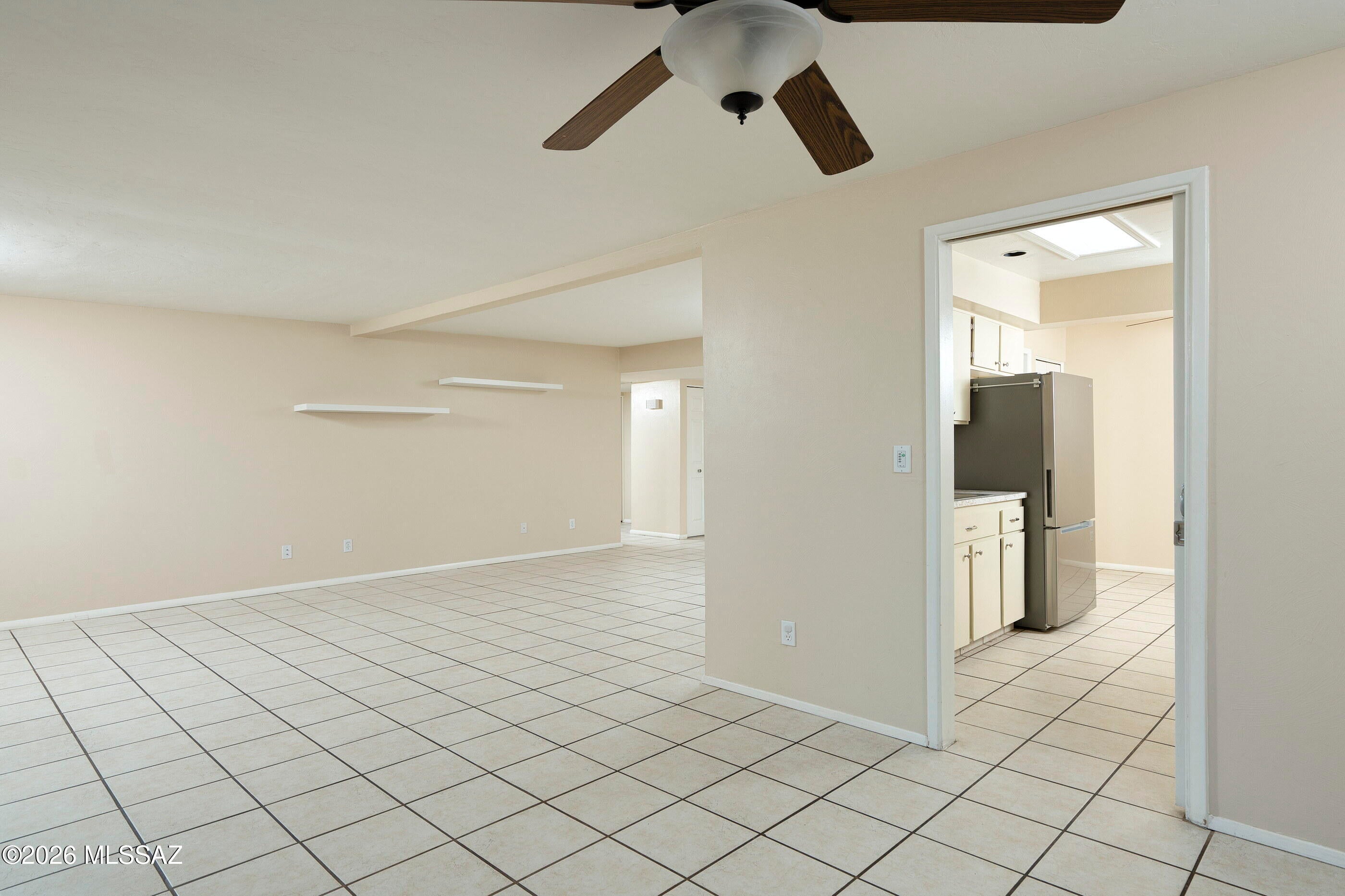 118 E Cholla Shadows Drive