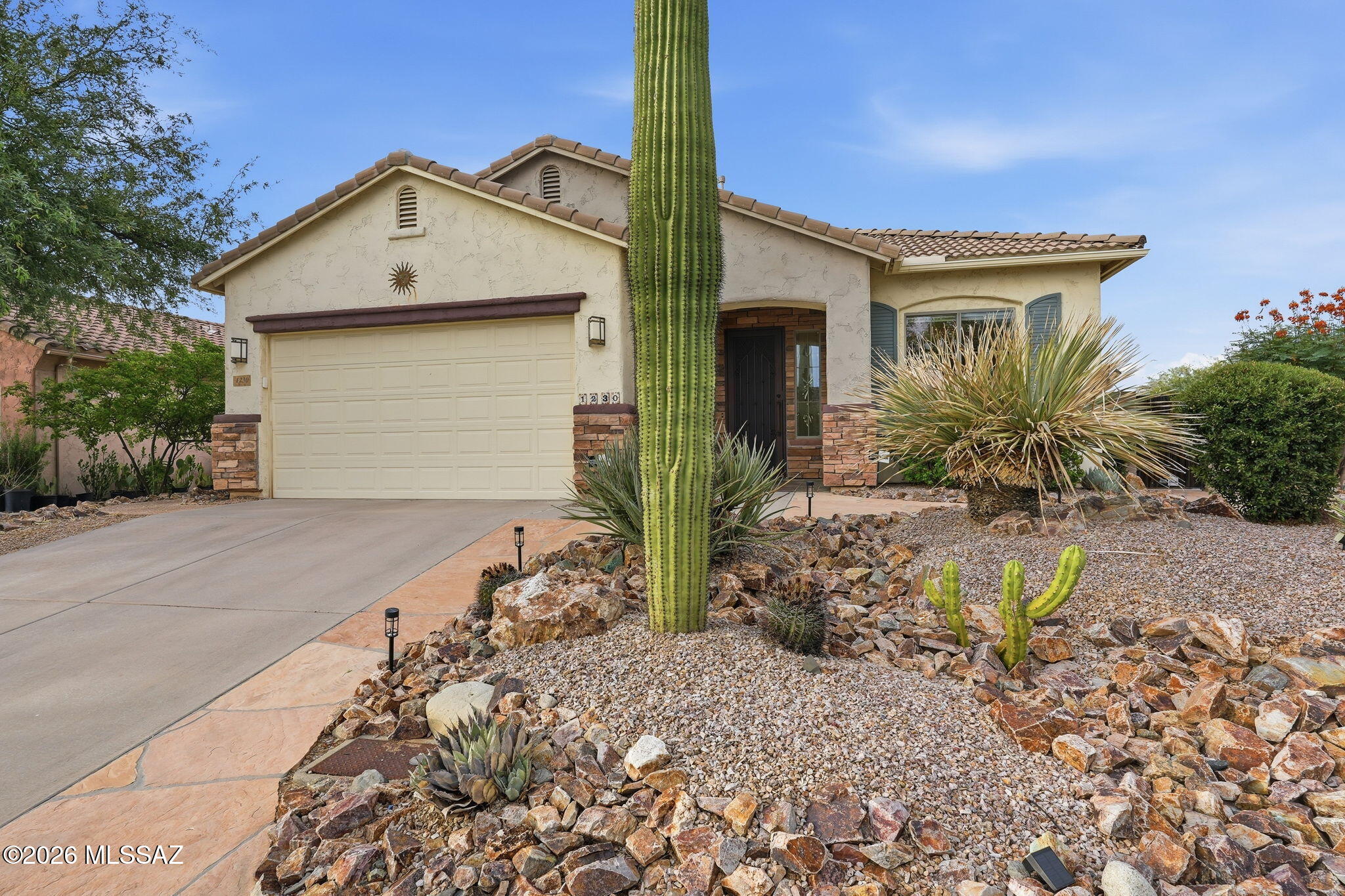 1230 W Lyle Lane