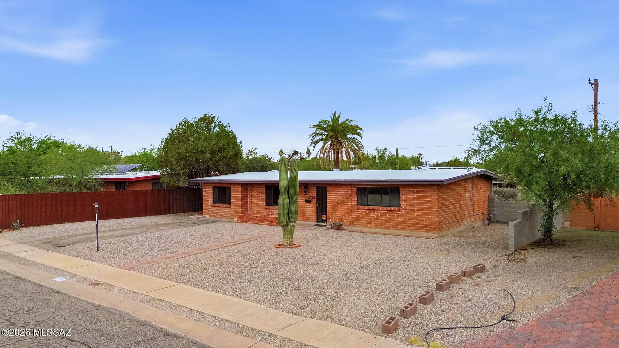 1736 W Calle Tranquila