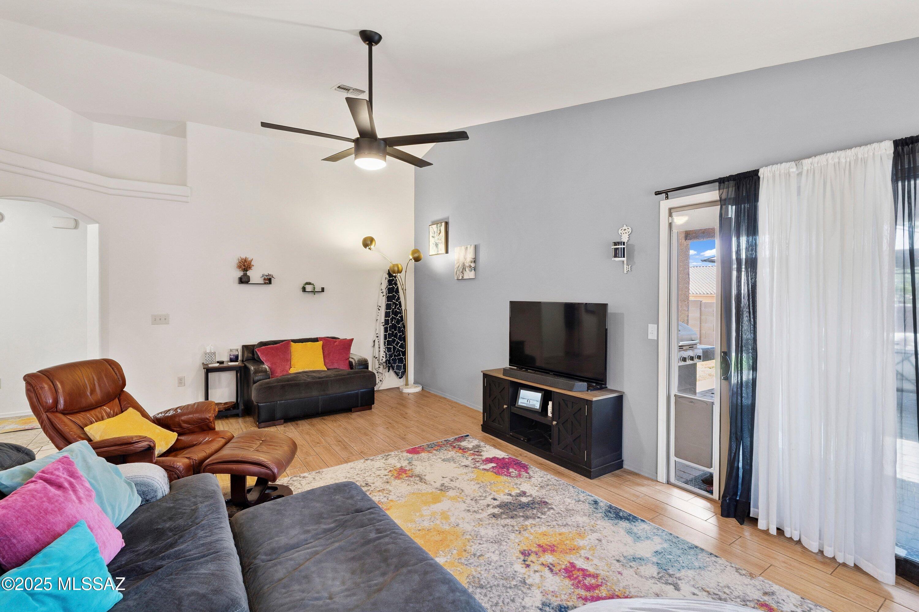 San Lucas Block 9 - Residential
