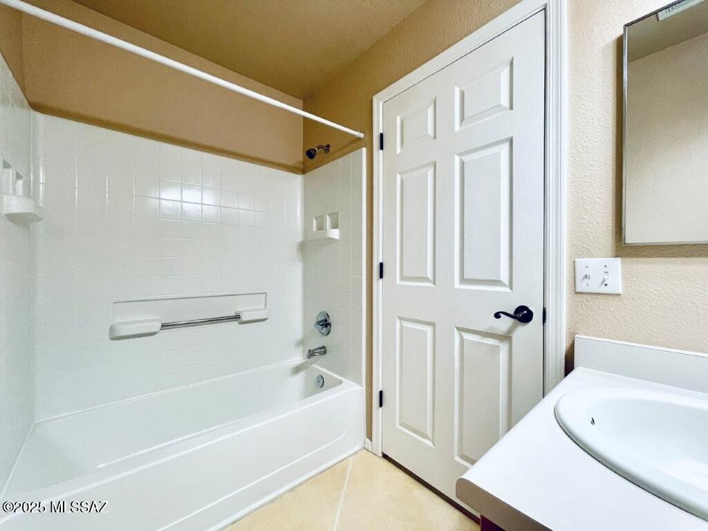 Catalina Vista - Residential Lease