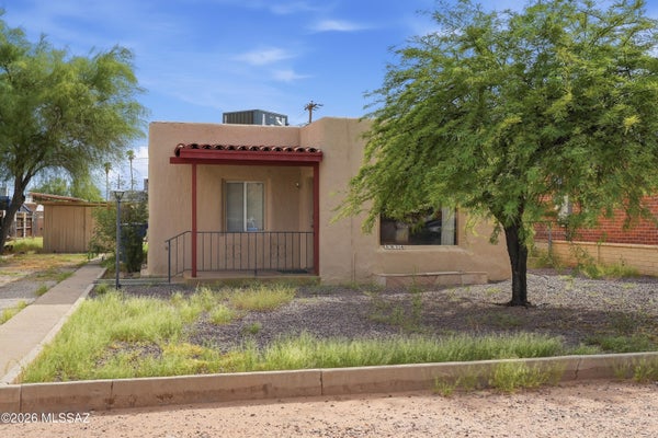 1214 E ALTA VISTA ST, TUCSON, AZ 85719 - Image a4fcbbb6900ba61b68101d5ed6b2b38a/2318841426
