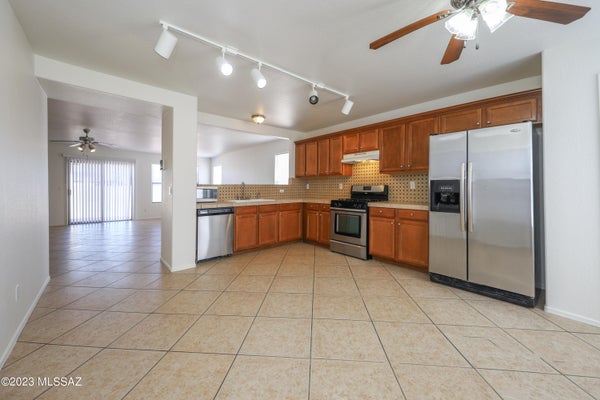 1892 W BAGLEY WAY, TUCSON, AZ 85746 - Image a5263e380f6db10f312c19e736c71fc6/2614669101