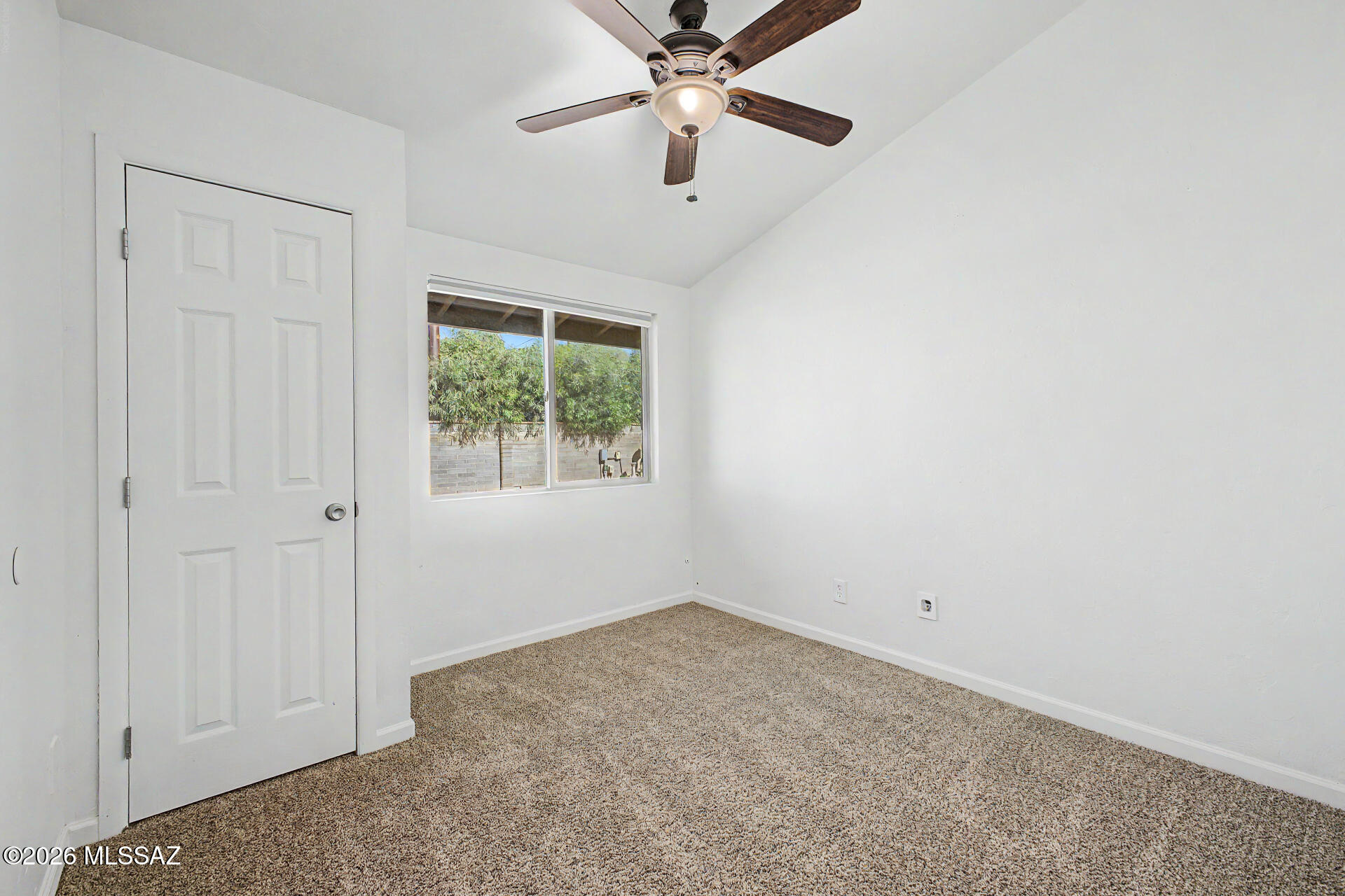Miramonte Terr - Residential