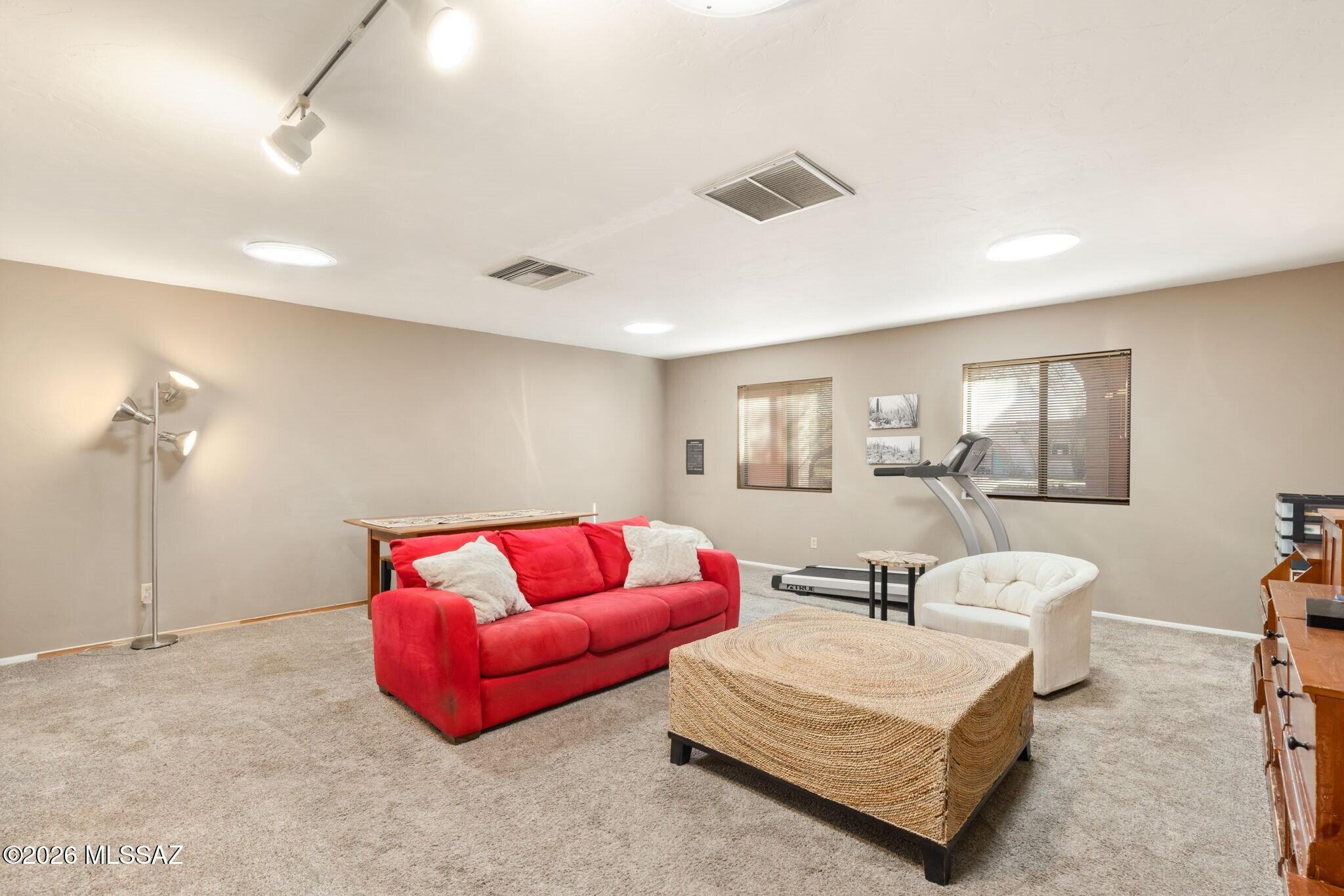 Sabino Vista NO. 1 (1-57) - Residential